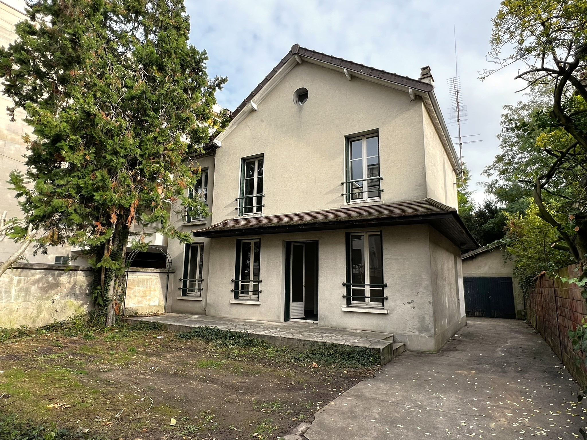 Maison 4 pièces - 112m² - ST MAUR DES FOSSES