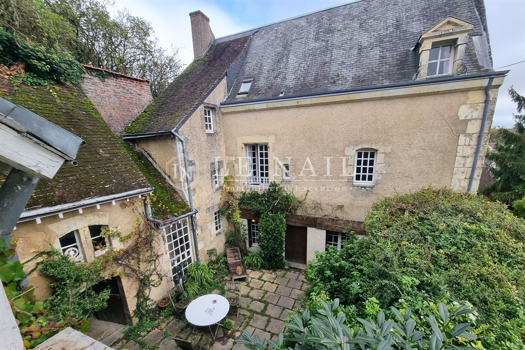 Maison 8 pièces - 255m² - MONTOIRE SUR LE LOIR