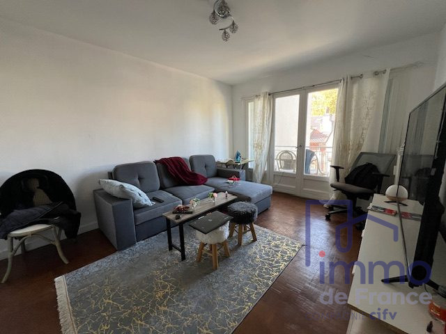 Appartement 3 pièces - 58m² - ST ETIENNE