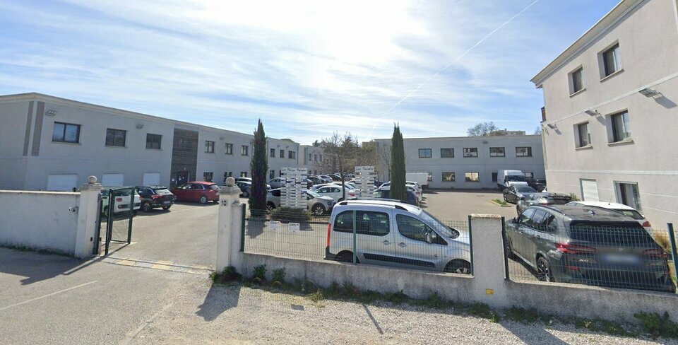 Local Professionnel  - 170m² - AVIGNON