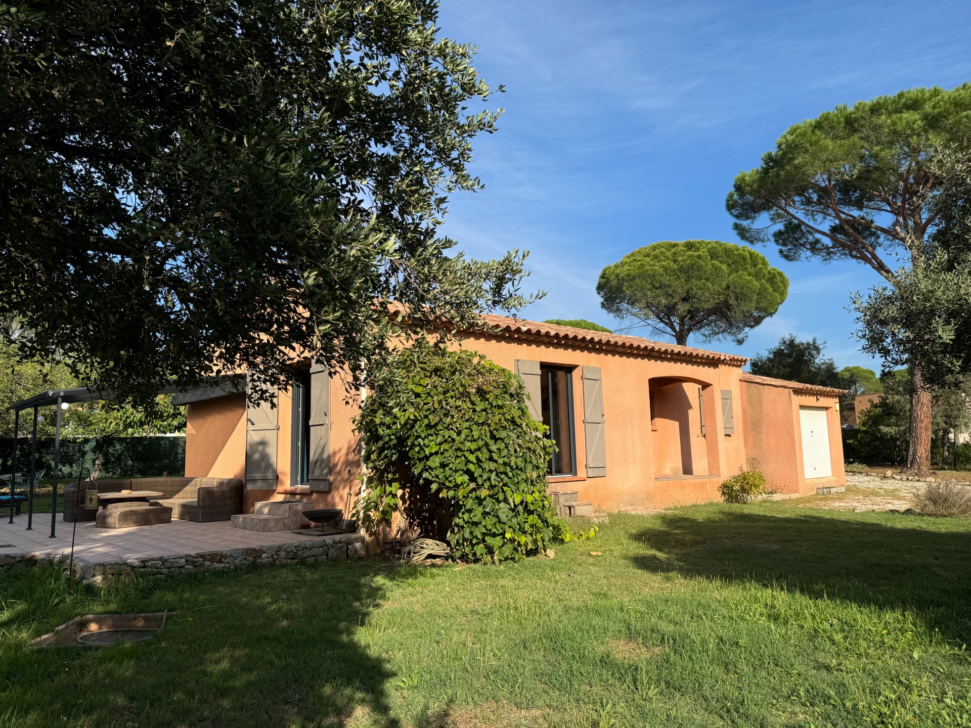 Maison 4 pièces - 97m² - VIDAUBAN