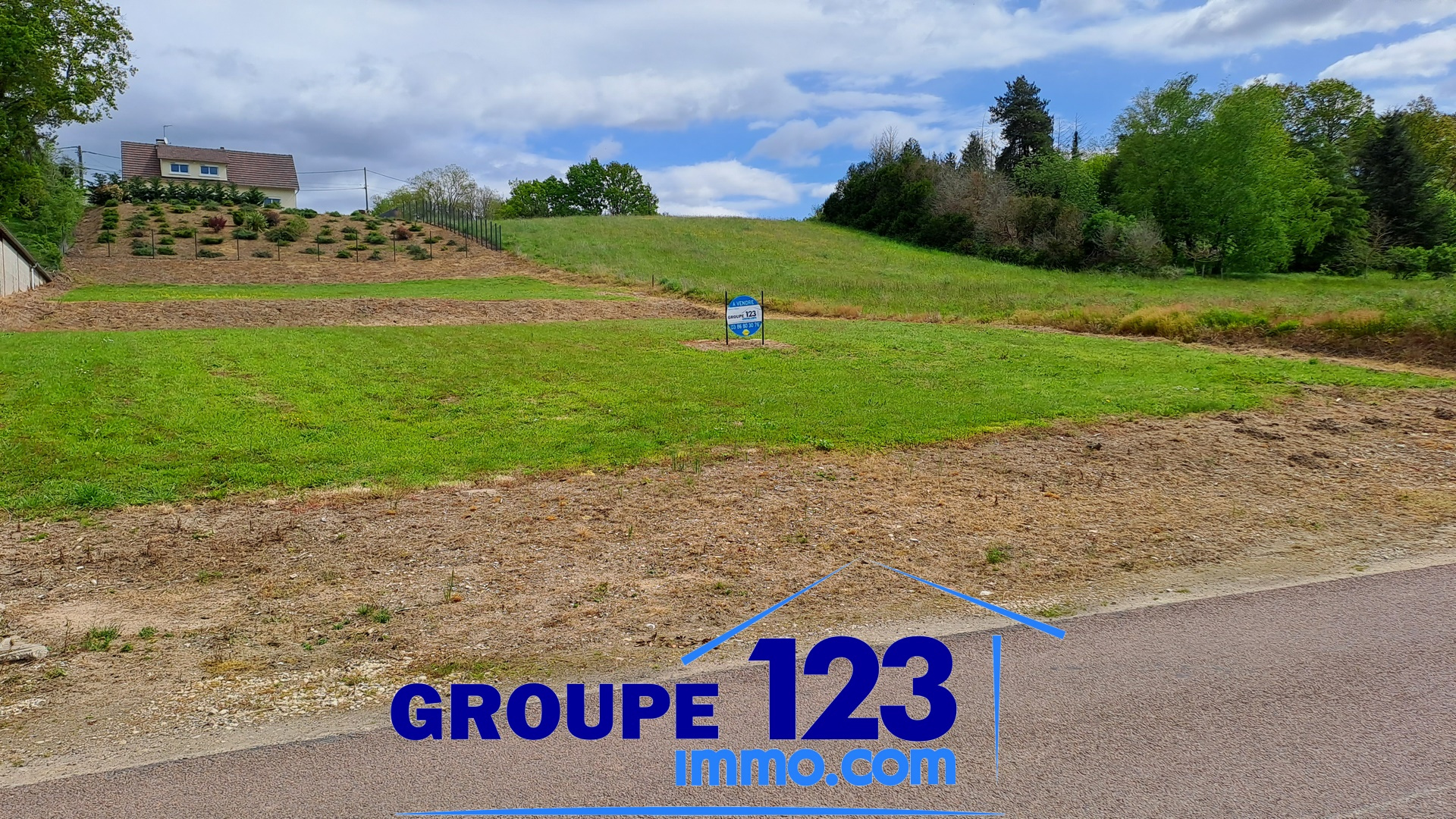 Terrain  - 1 745m² - GUERCHY