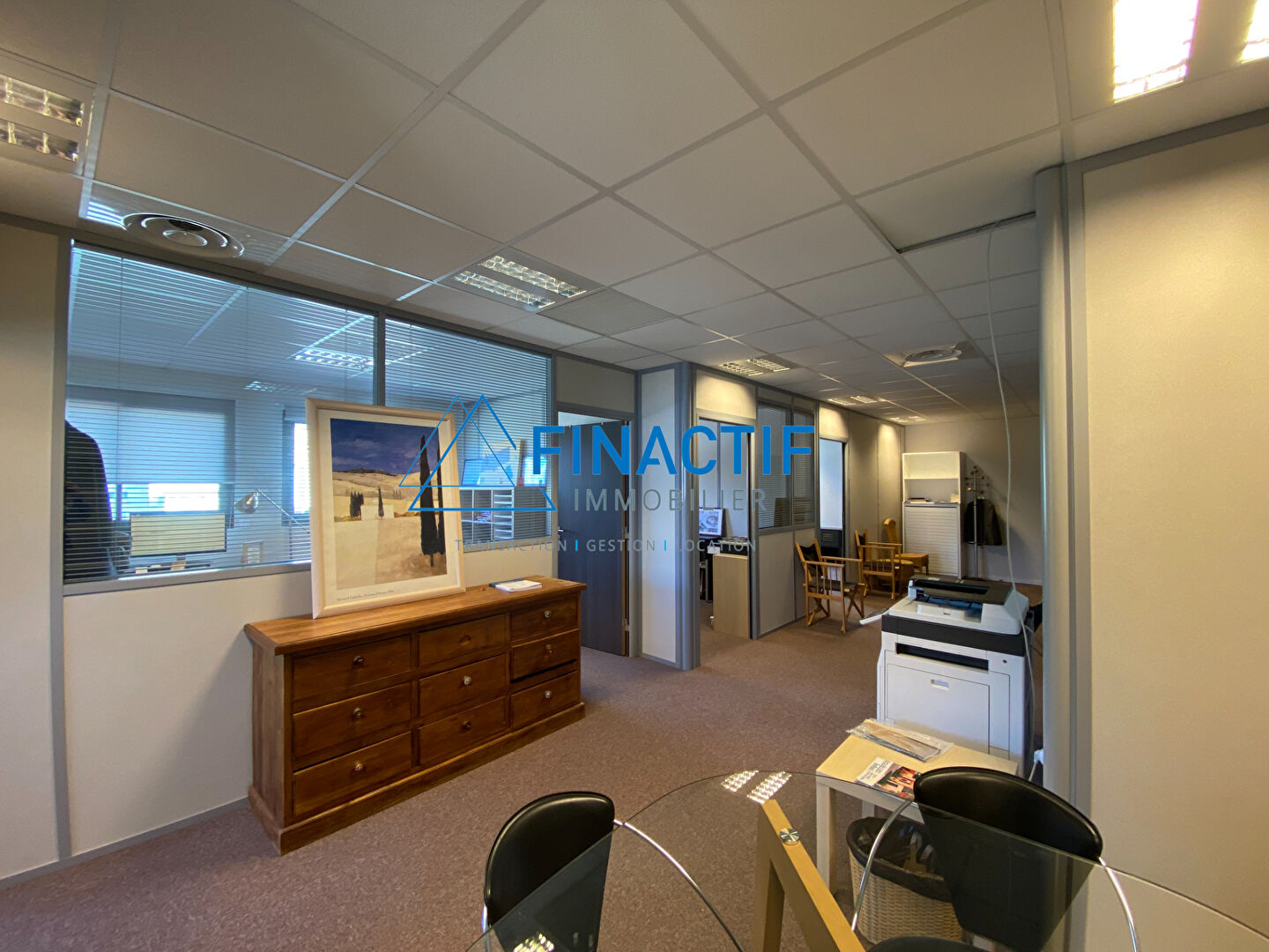 Local Professionnel  - 92m²