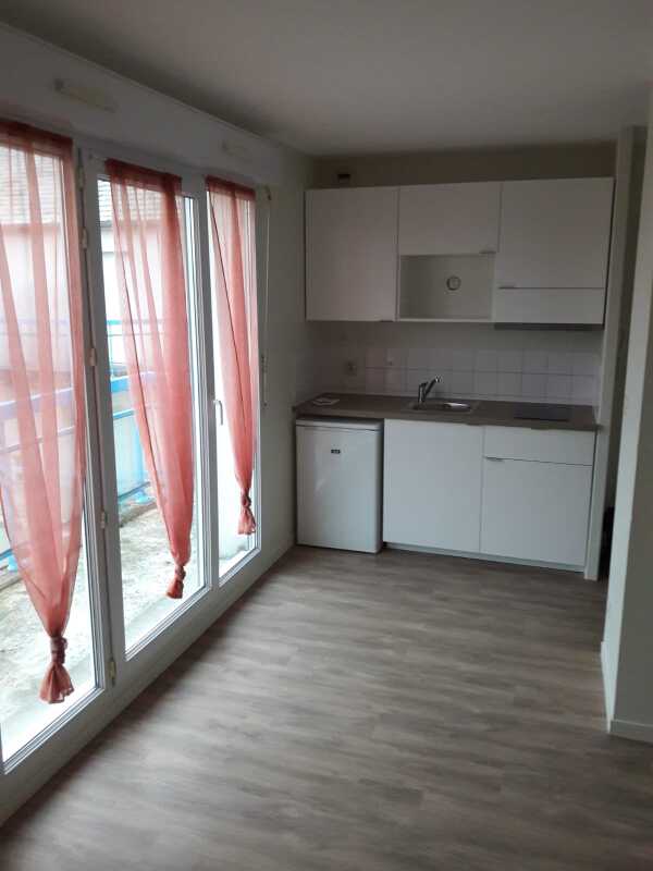 Appartement 1 pièce - 20m² - ST JEAN DE BRAYE