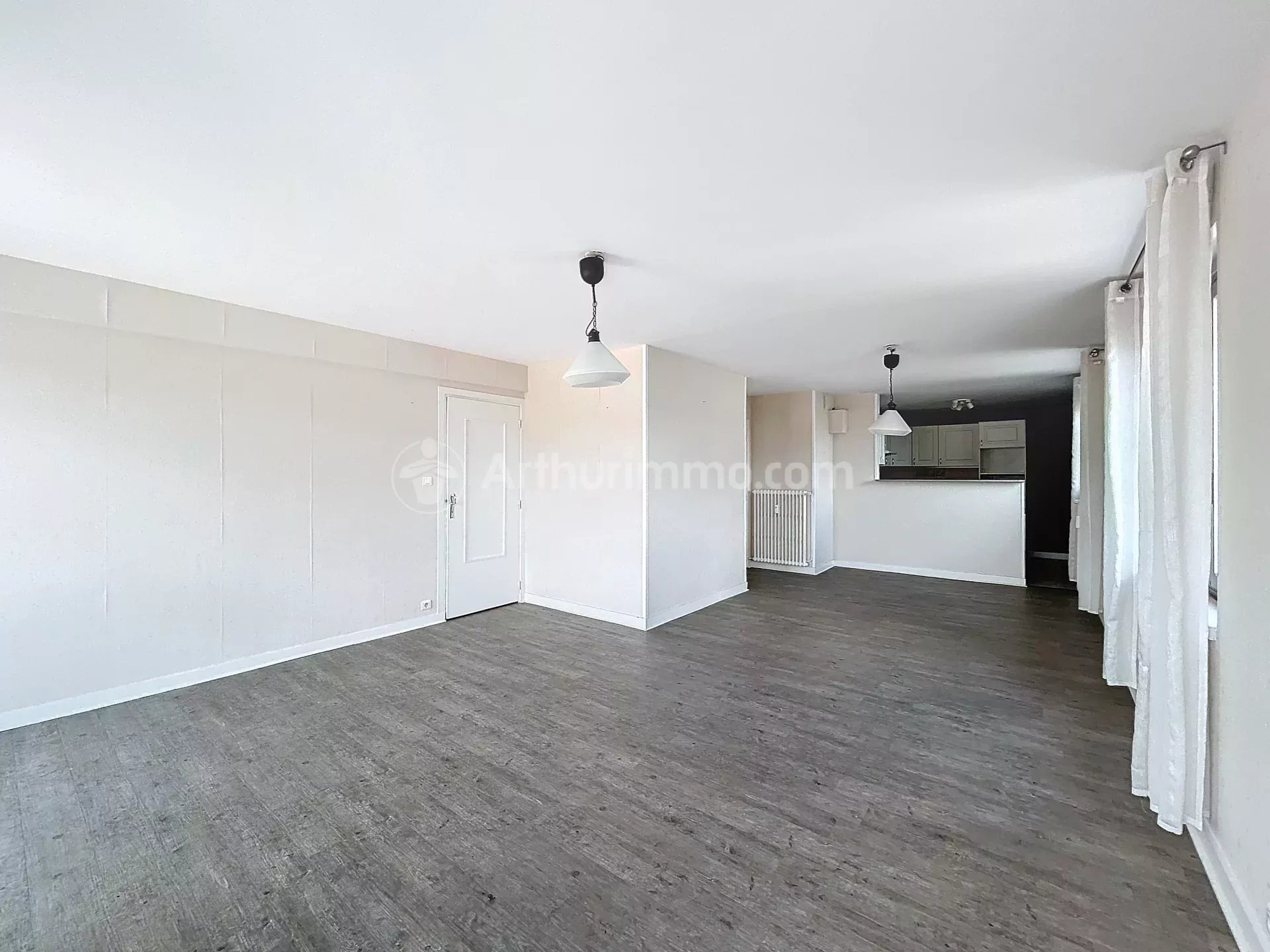 Appartement 4 pièces - 82m² - CLERMONT FERRAND