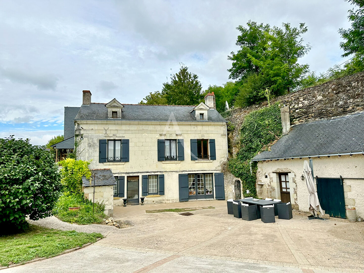 Maison 4 pièces - 91m² - GENNES VAL DE LOIRE