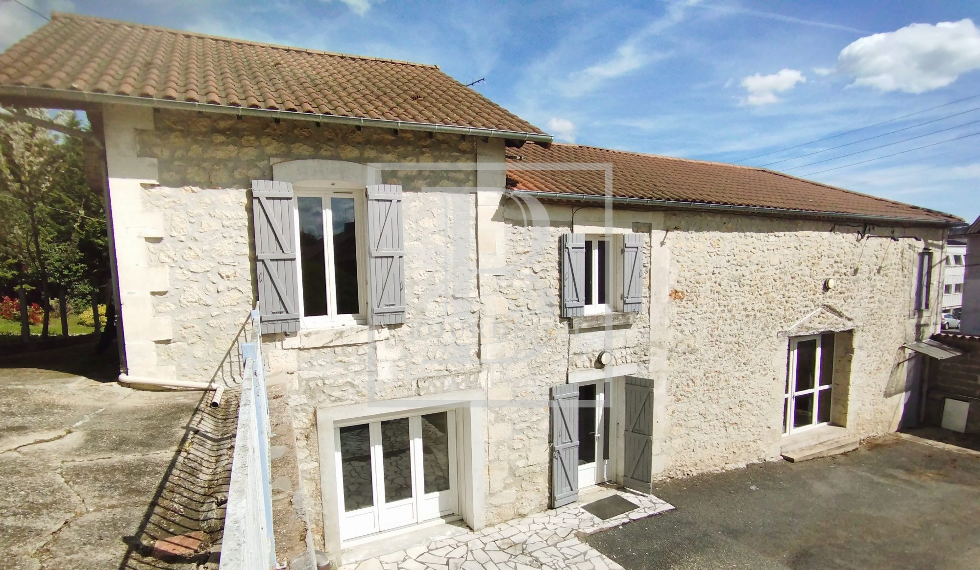 Maison 8 pièces - 137m² - TRELISSAC