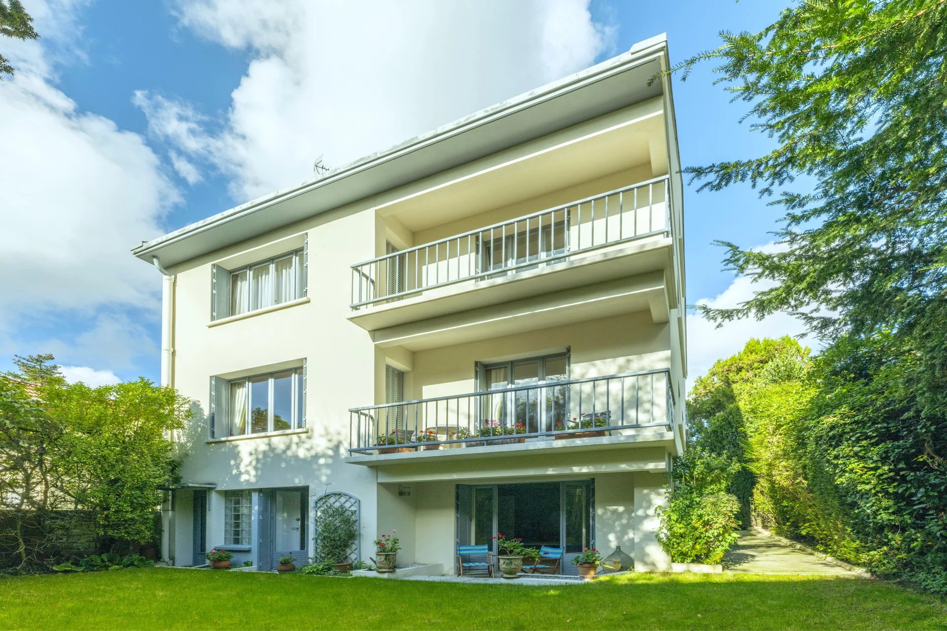 Maison 9 pièces - 249m² - CHAVILLE