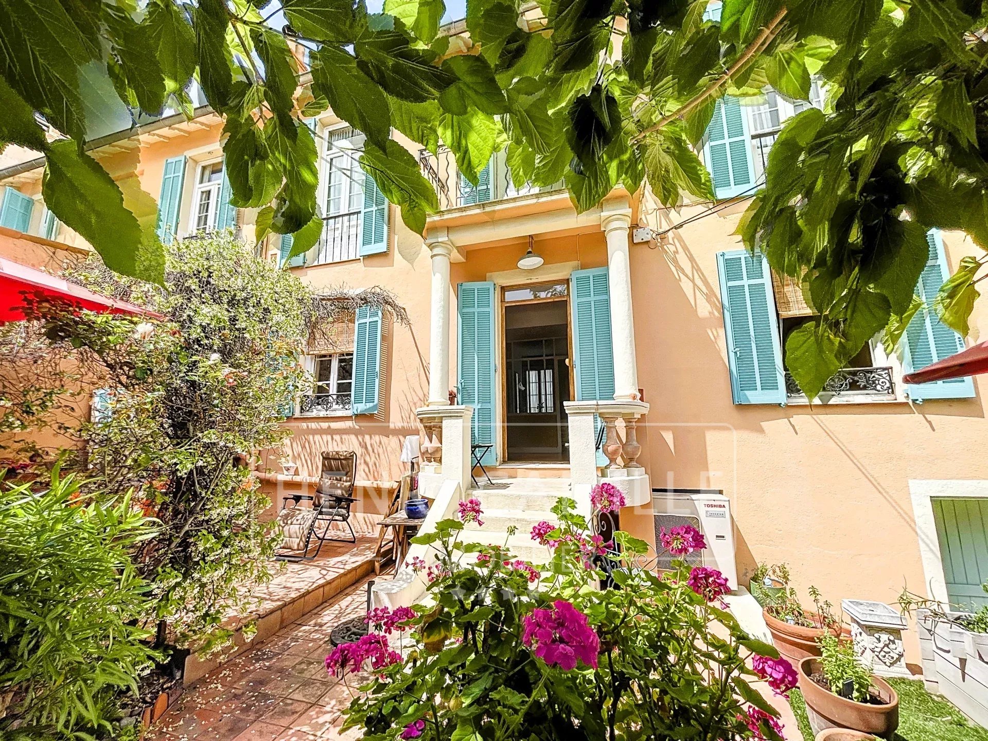 Maison 6 pièces - 165m² - CANNES