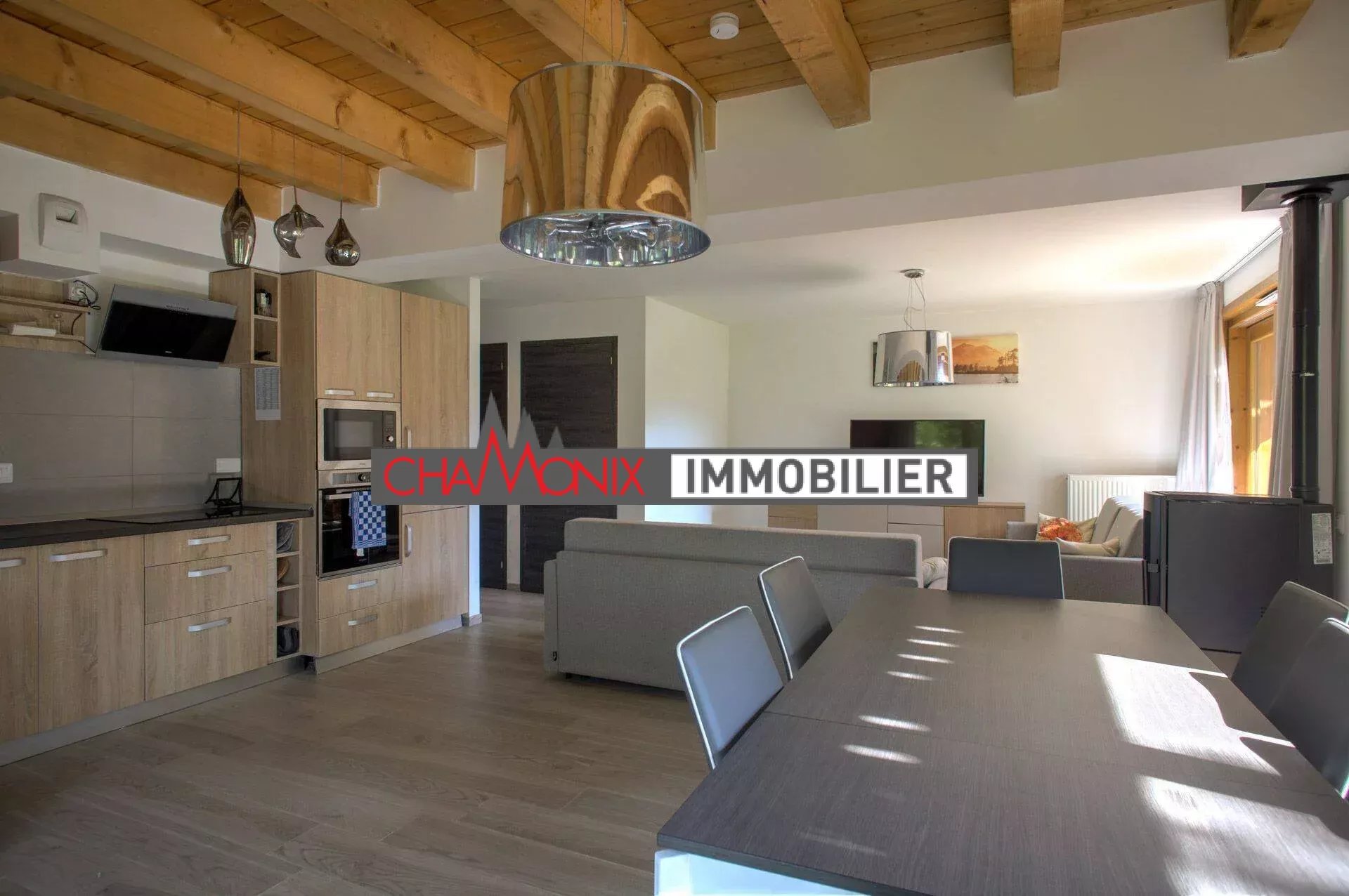 Appartement 4 pièces - 99m² - COMBLOUX