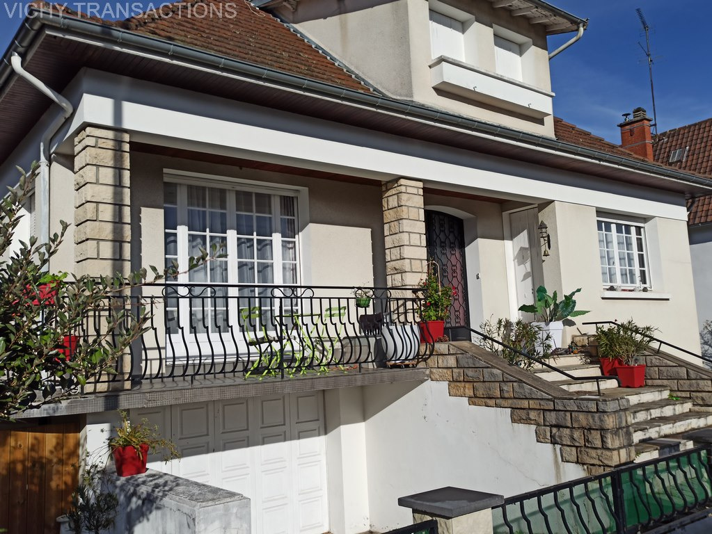 Maison 6 pièces - 156m² - BELLERIVE SUR ALLIER