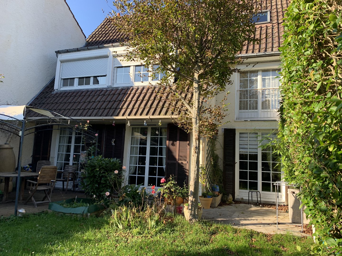 Maison 8 pièces - 148m² - BREUILLET