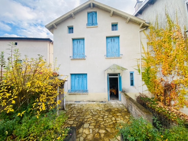 Maison 6 pièces - 145m² - BAS EN BASSET