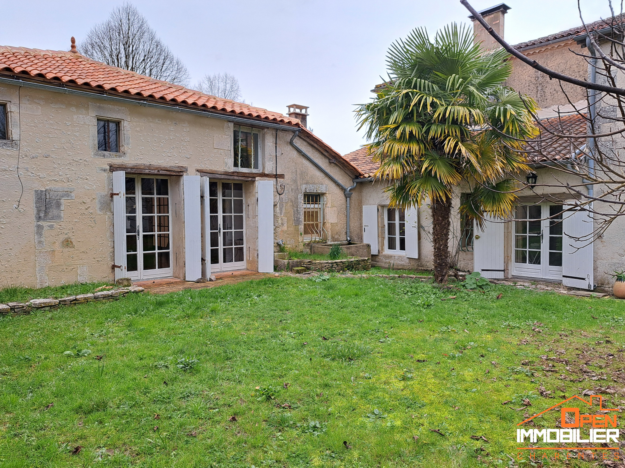 Maison 13 pièces - 403m² - CHALLIGNAC