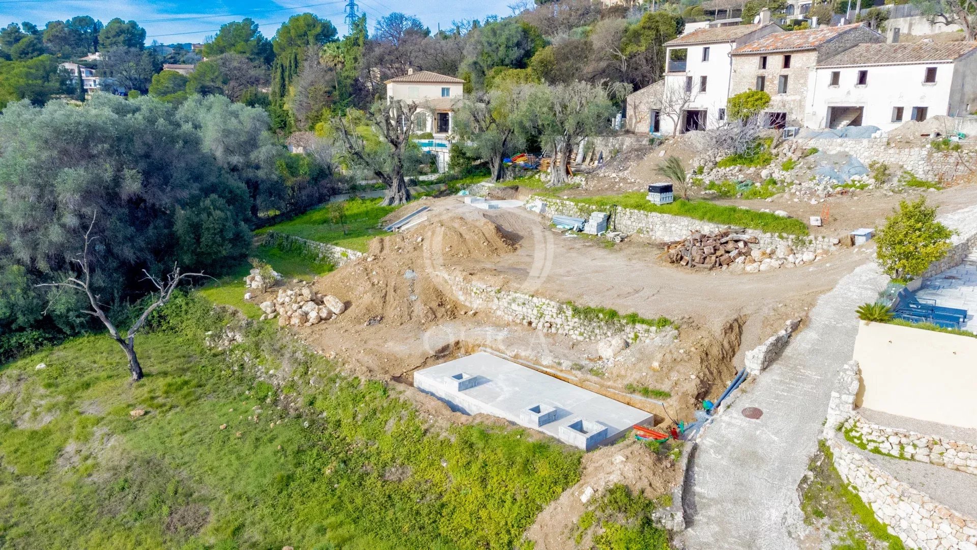 Terrain  - 1 398m² - MOUGINS