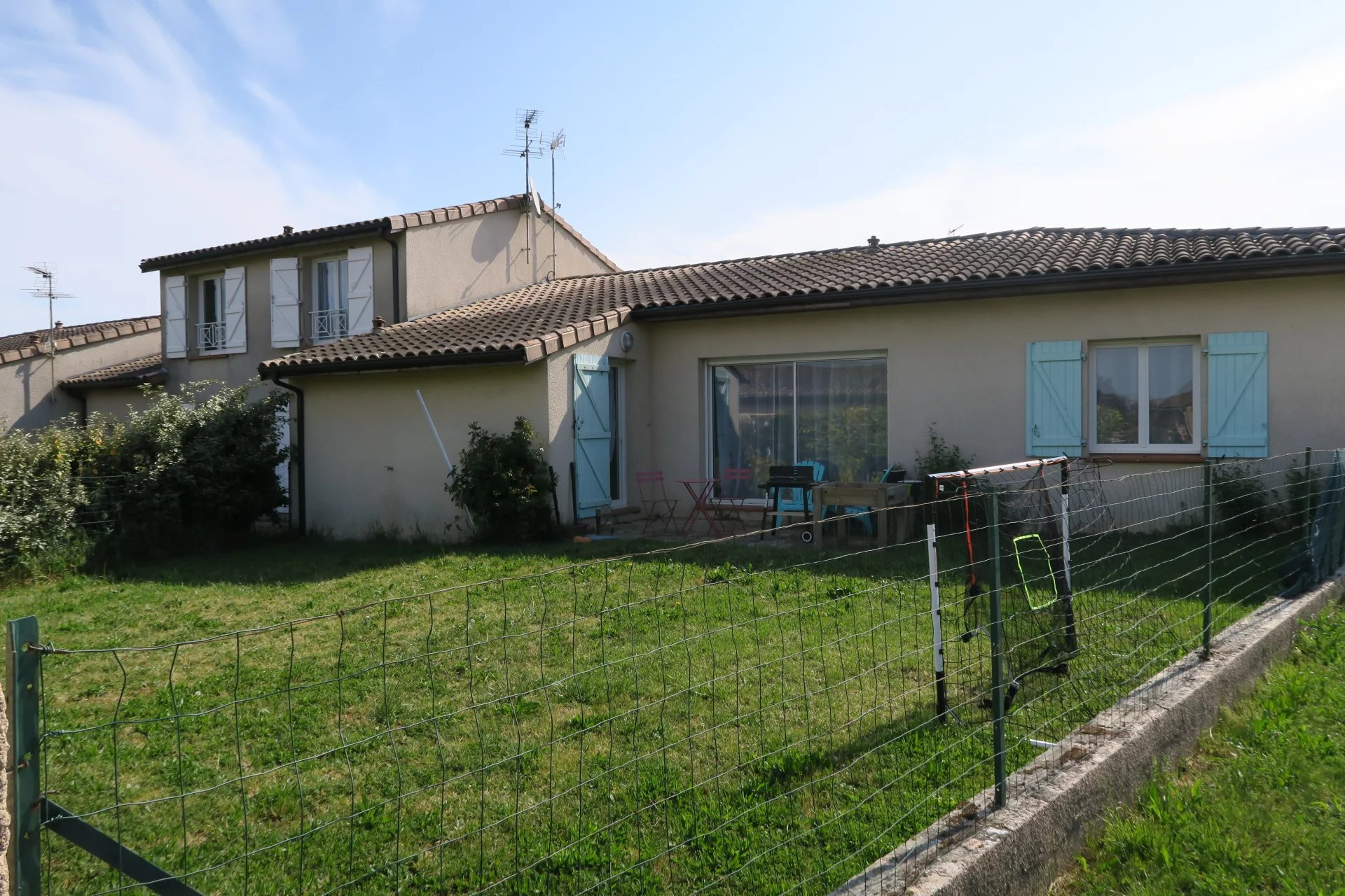 Maison 4 pièces - 85m² - L ISLE JOURDAIN