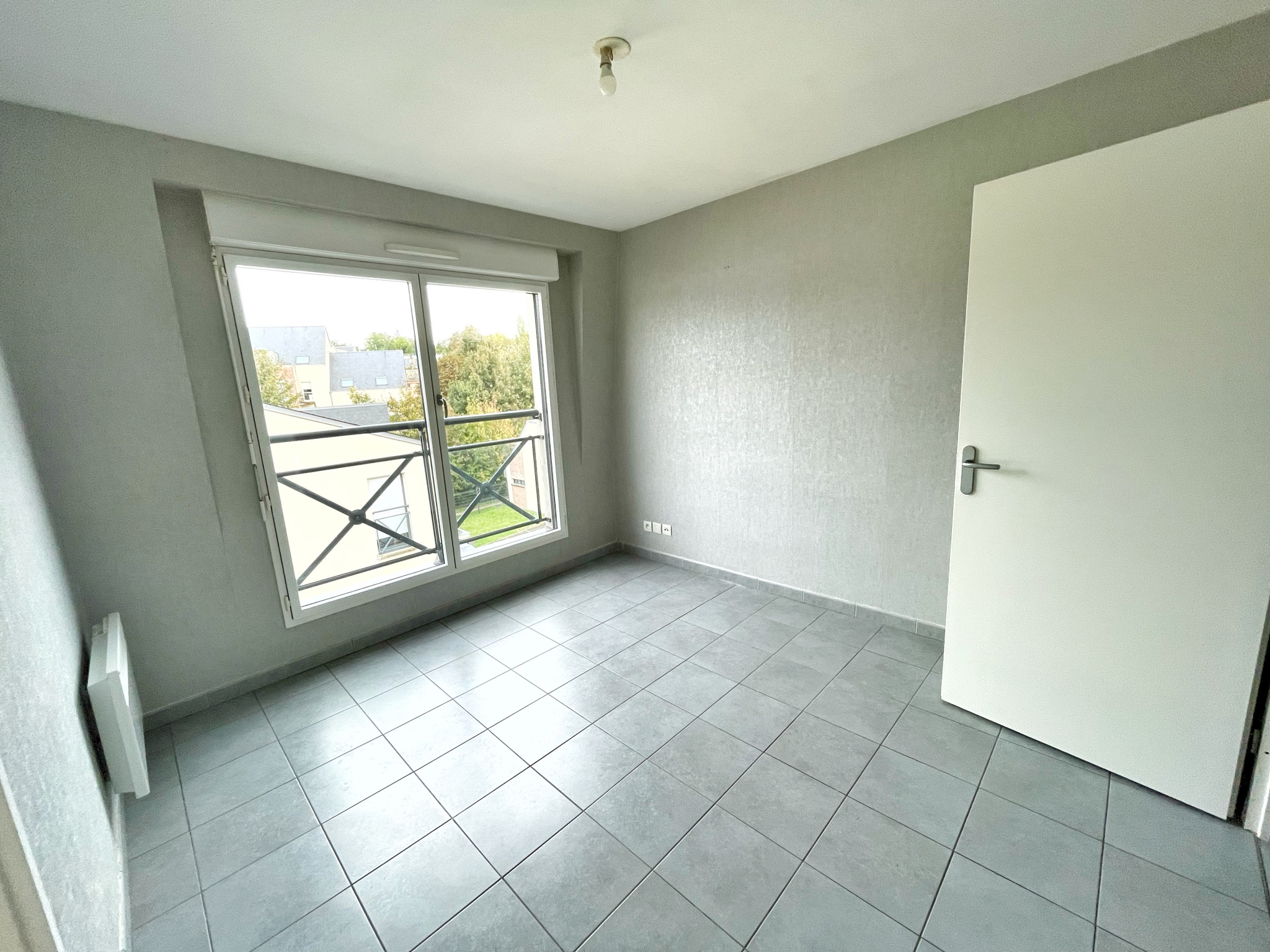 Appartement 2 pièces - 28m² - AMIENS