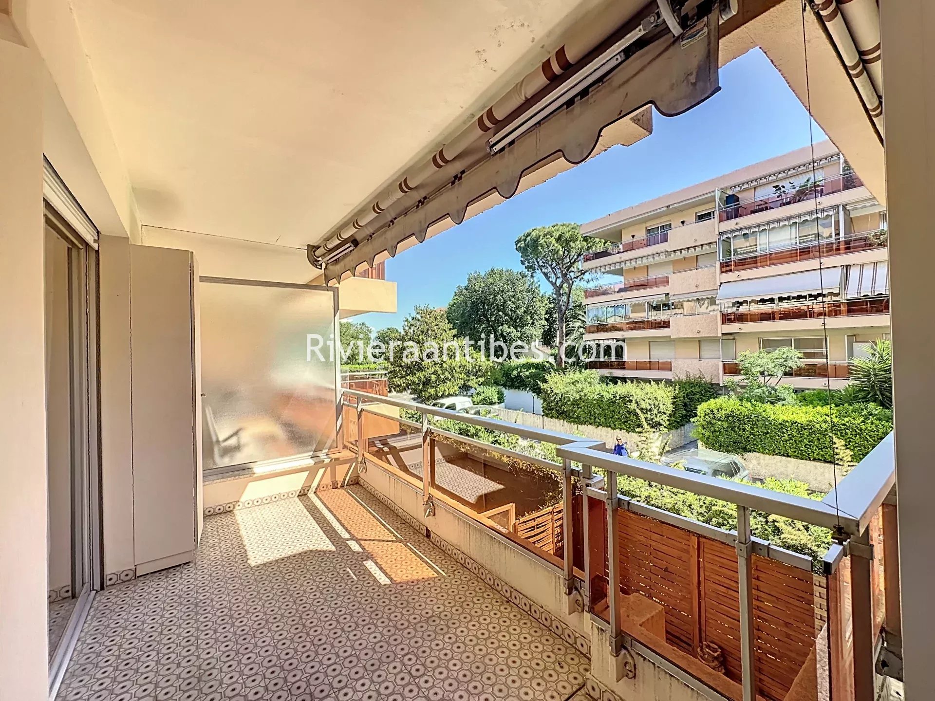 Appartement 2 pièces - 53m² - ANTIBES