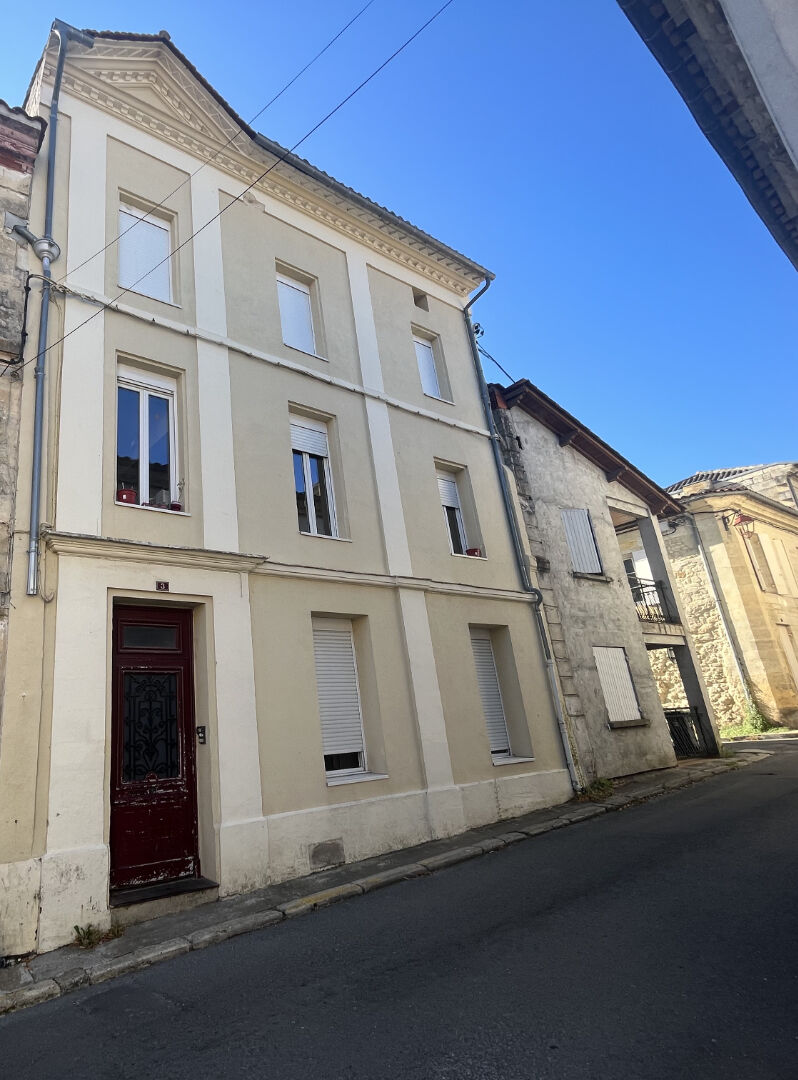 Maison 6 pièces - 214m²