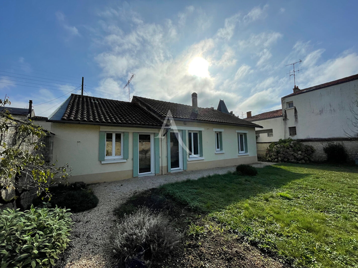 Maison 4 pièces - 87m² - FONTENAY LE COMTE