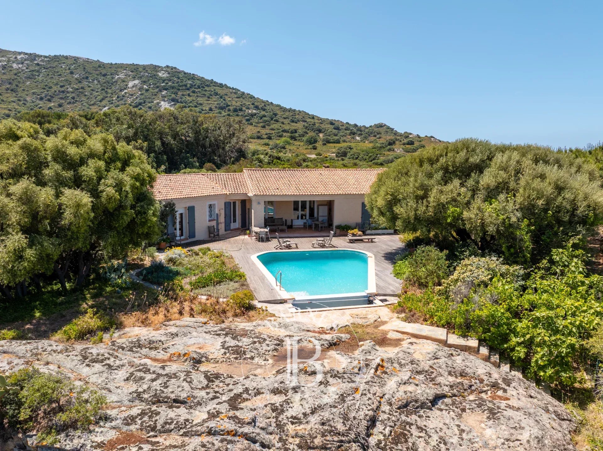 Maison 5 pièces - 177m² - L ILE ROUSSE