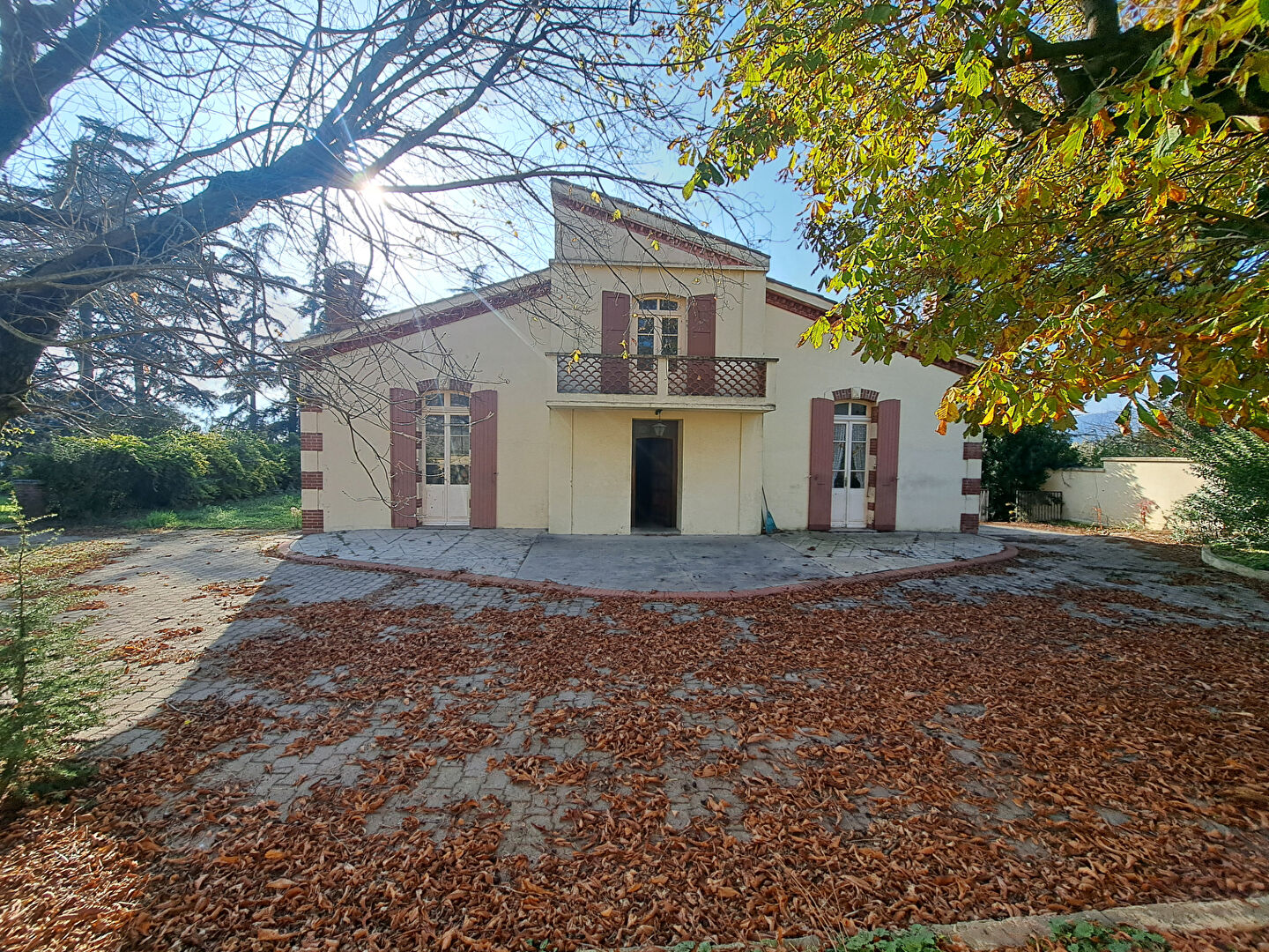 Maison 6 pièces - 196m²