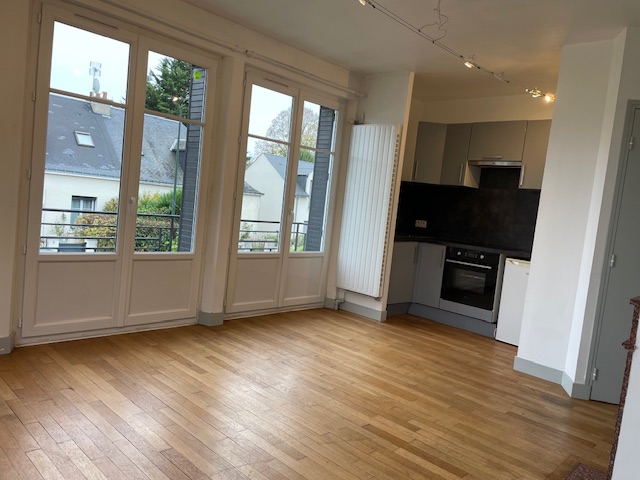 Appartement 2 pièces - 35m² - ST CYR SUR LOIRE