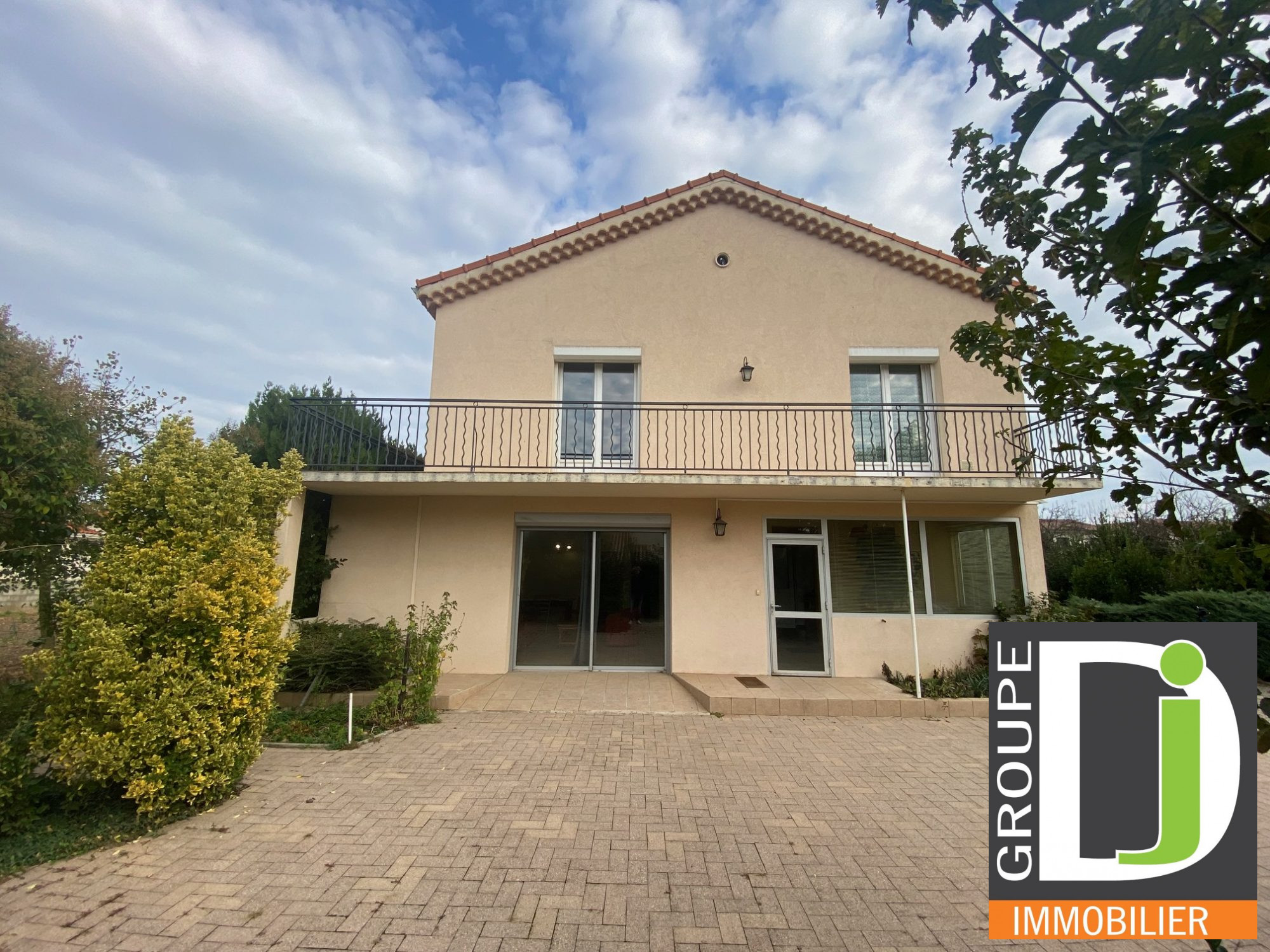 Maison 7 pièces - 160m² - BEAUMONT LES VALENCE