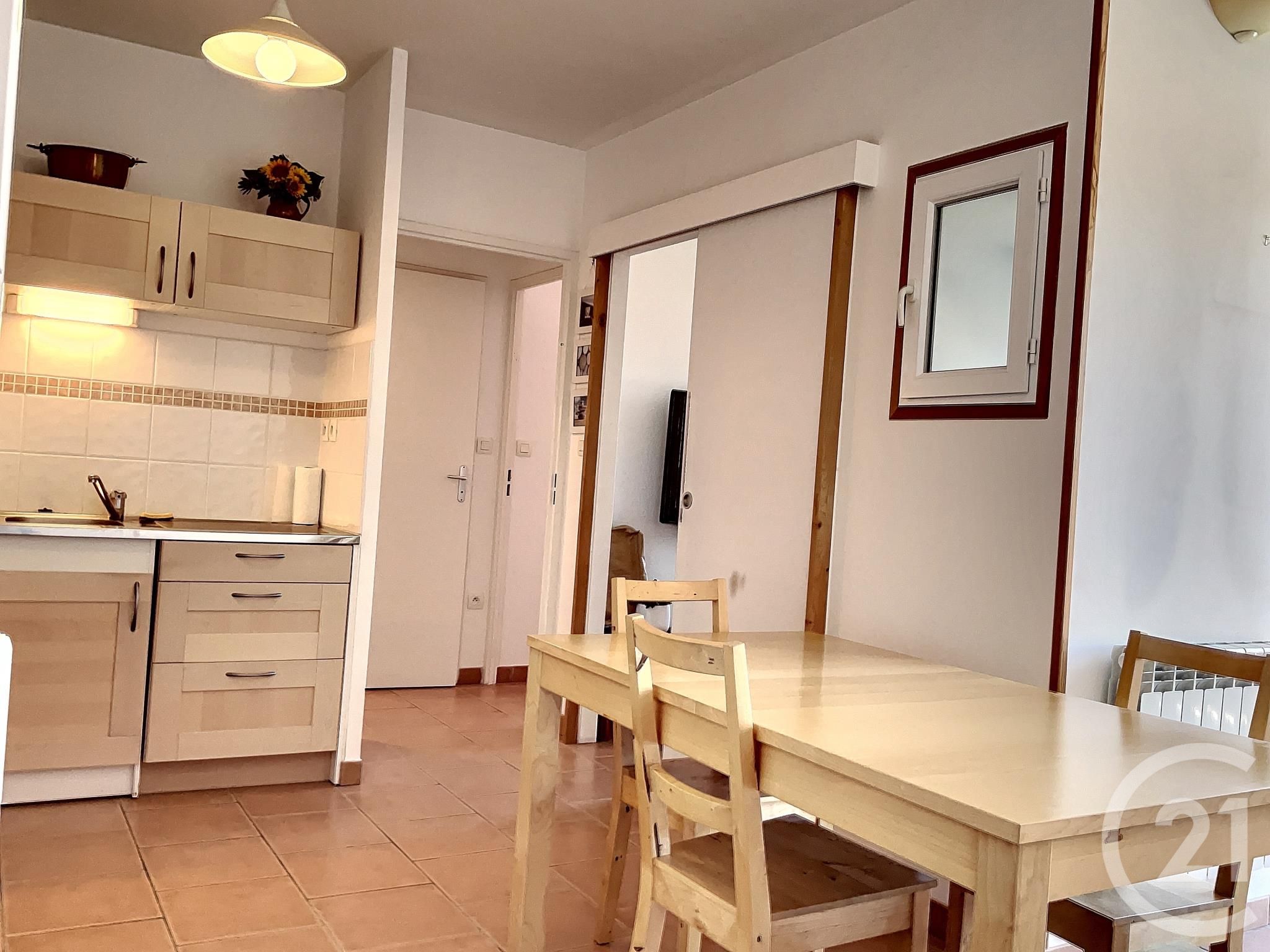 Appartement 2 pièces - 39m² - ARES