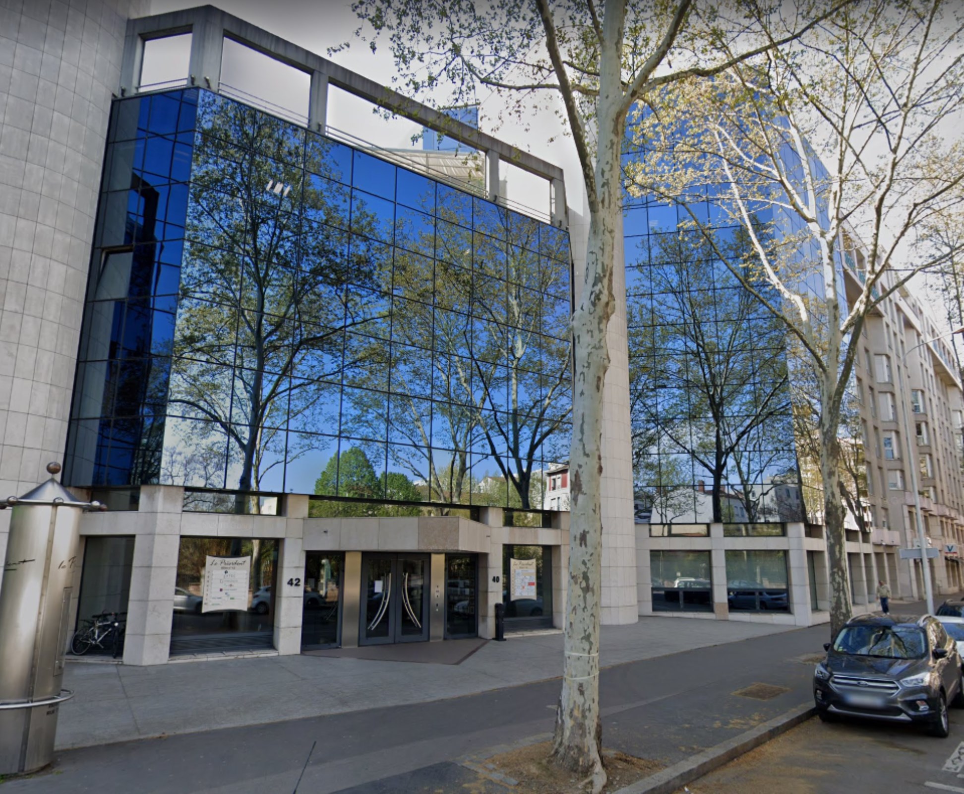 Local Professionnel  - 1 088m² - LYON  - 3ème