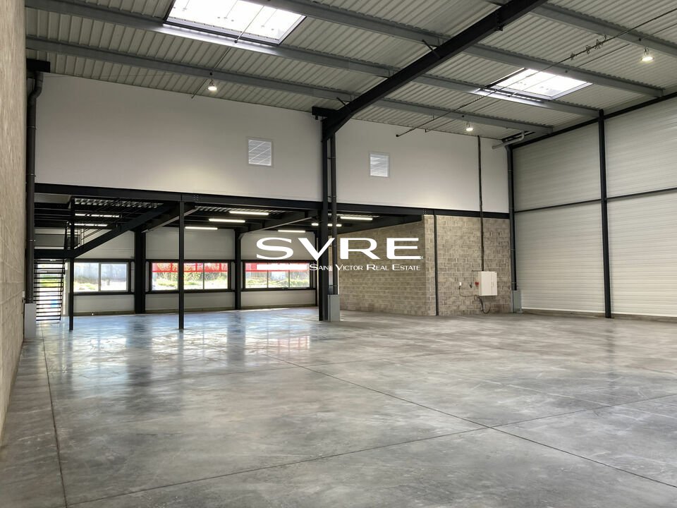 Local industriel  - 1 886m² - MARIGNANE