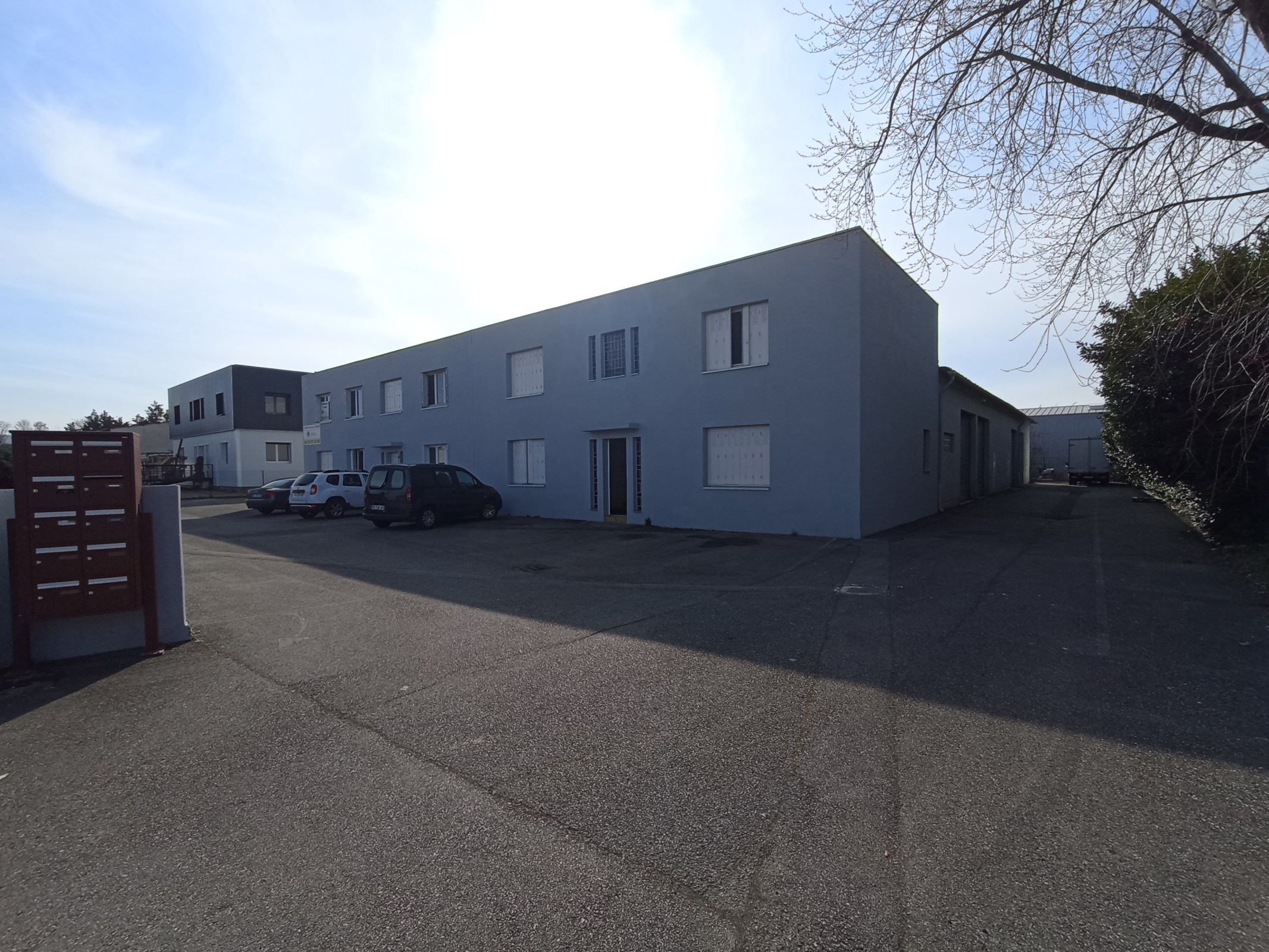 Local industriel  - 270m² - ST SYMPHORIEN D OZON