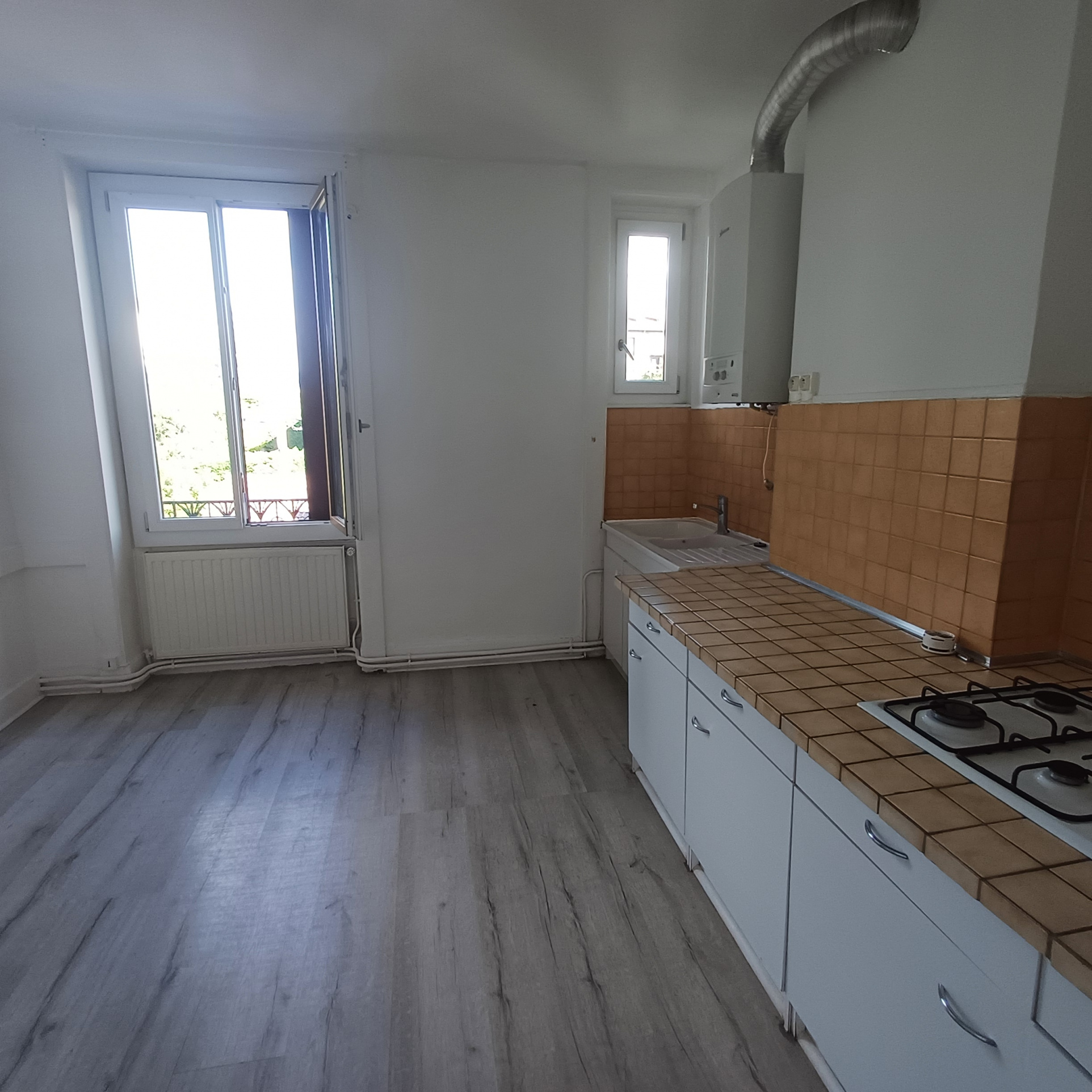 Appartement 3 pièces - 60m² - ST ETIENNE