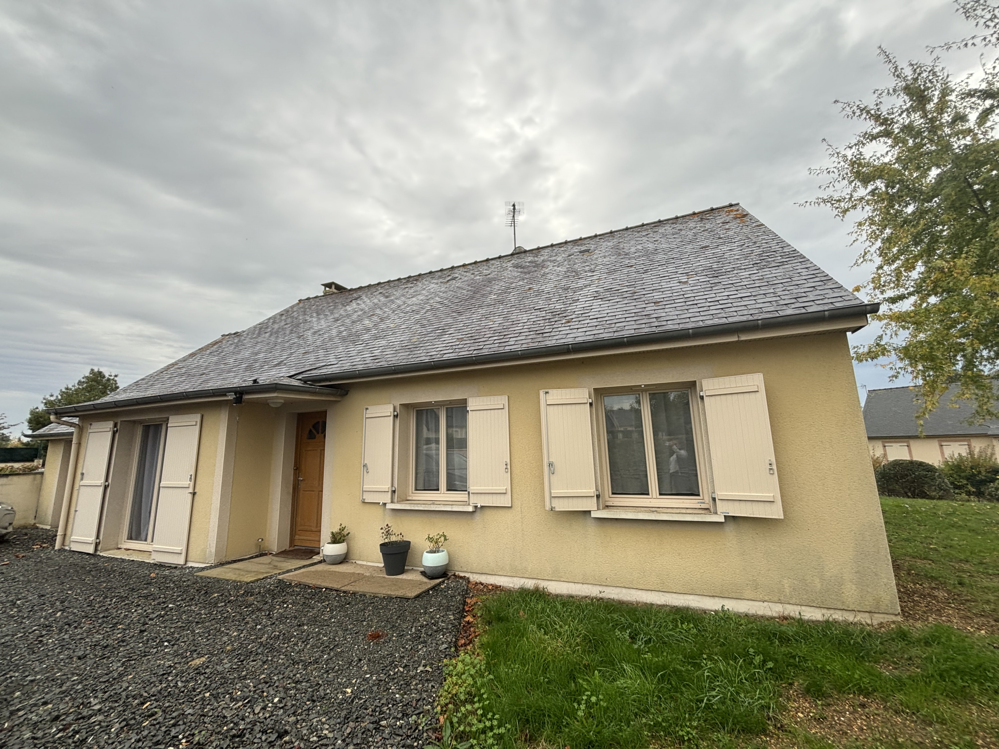 Maison 4 pièces - 94m² - AUVERS LE HAMON