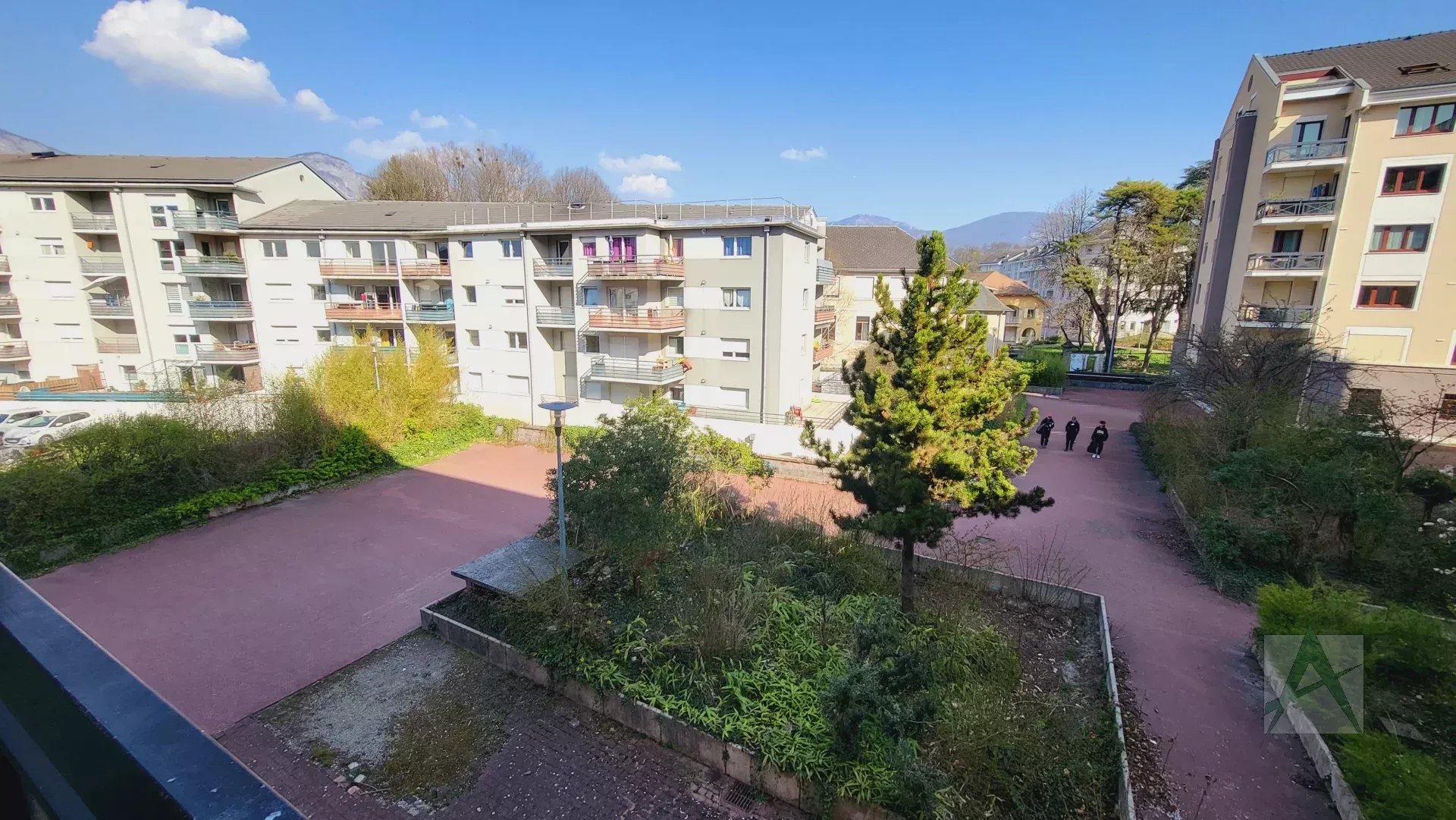 Appartement 1 pièce - 18m² - CHAMBERY