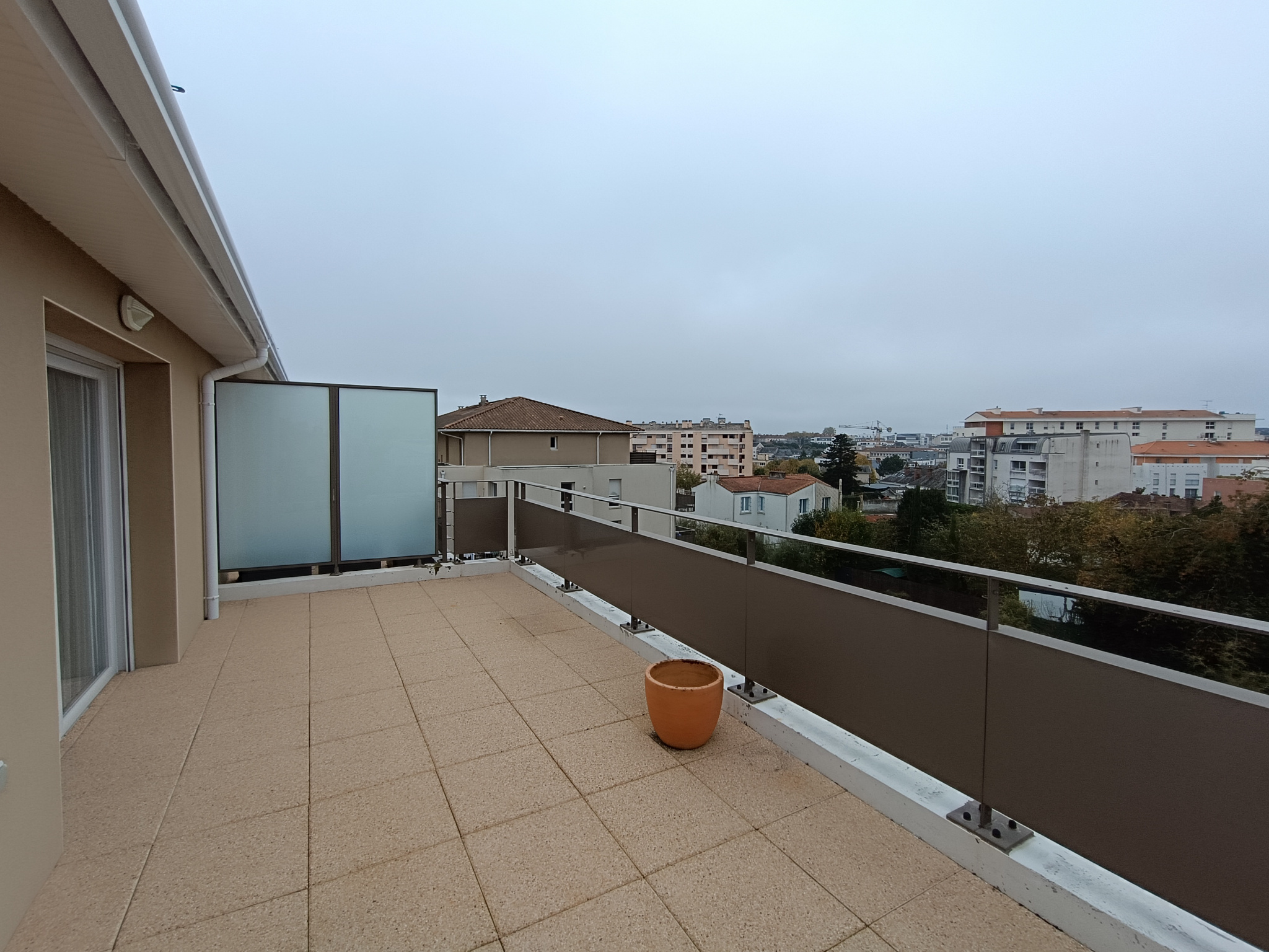 Appartement 3 pièces - 84m² - LA ROCHE SUR YON