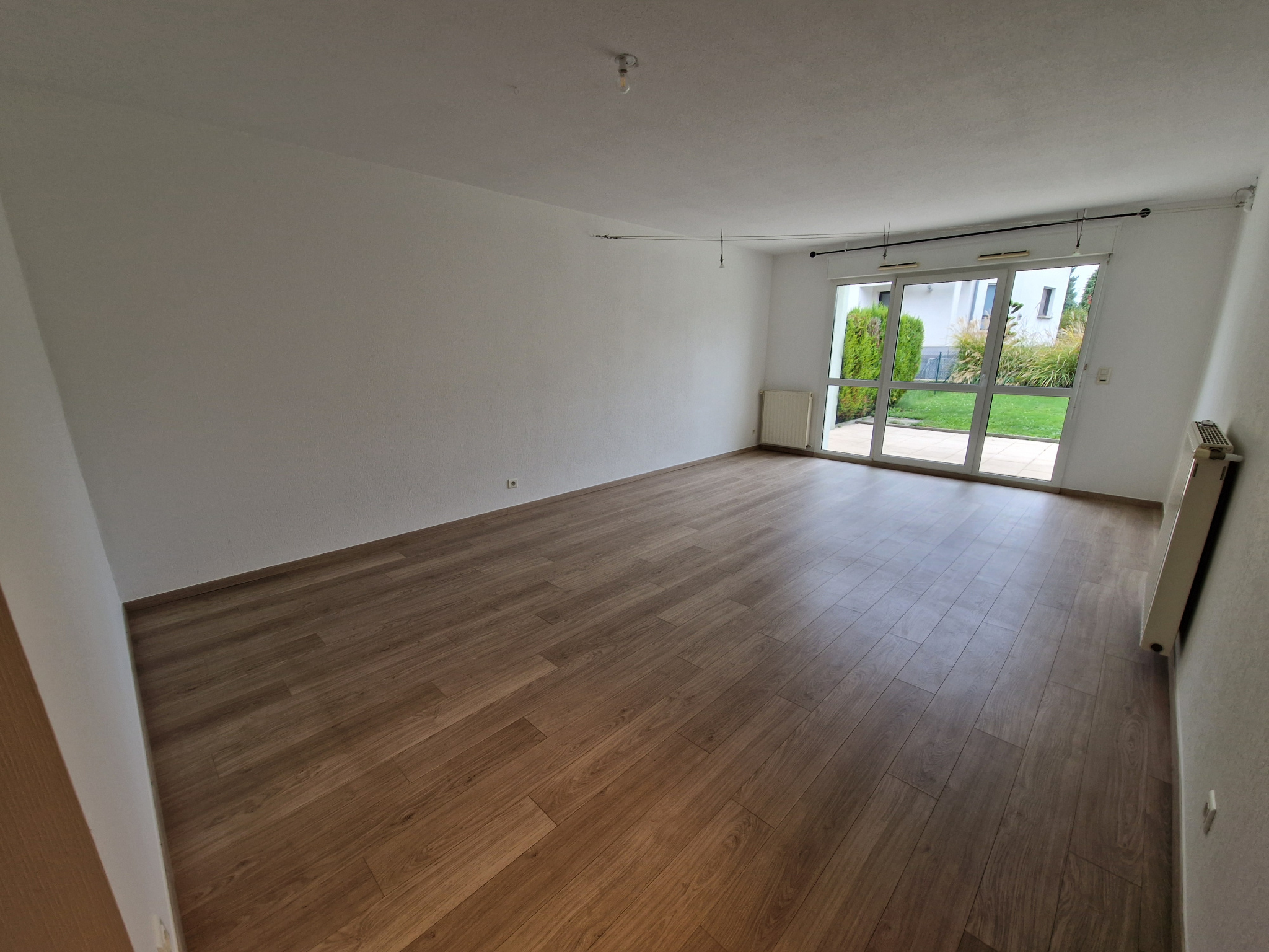 Appartement 4 pièces - 85m² - VILLAGE NEUF