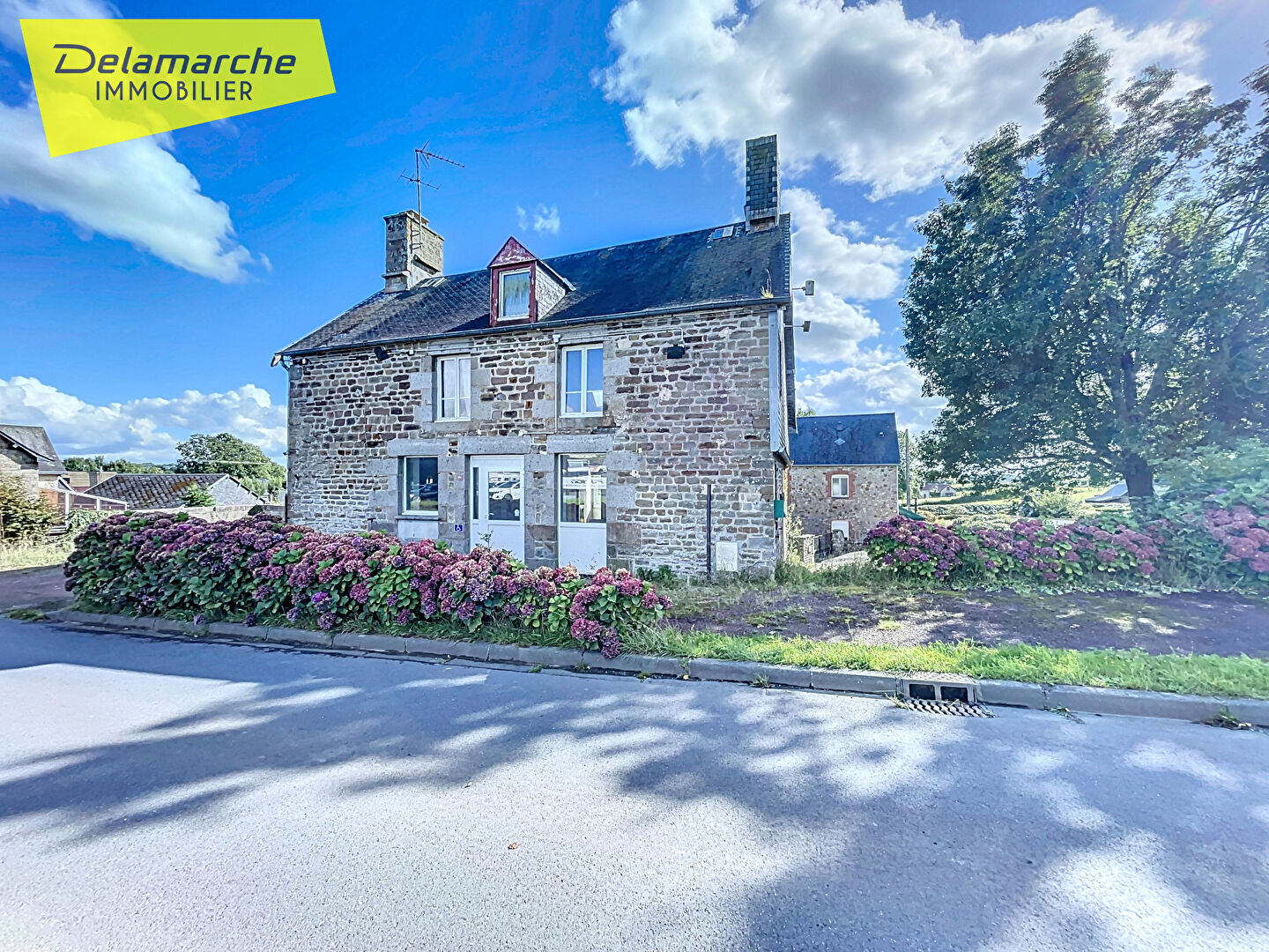 Maison 2 pièces - 109m² - FLEURY