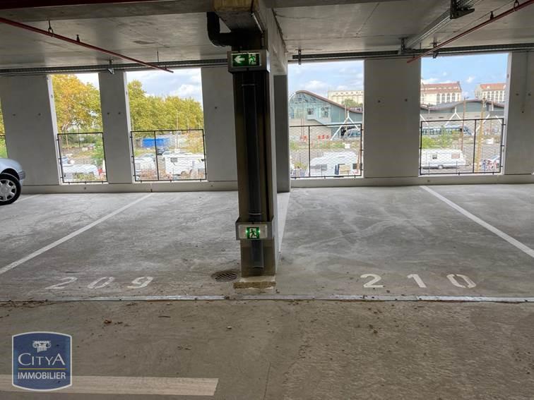 Parking  - BORDEAUX