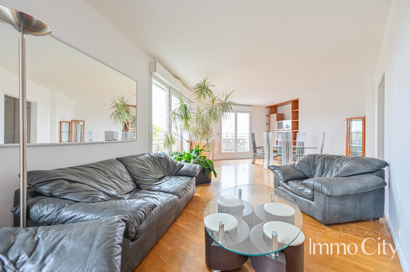 Appartement 4 pièces - 102m² - MONTROUGE