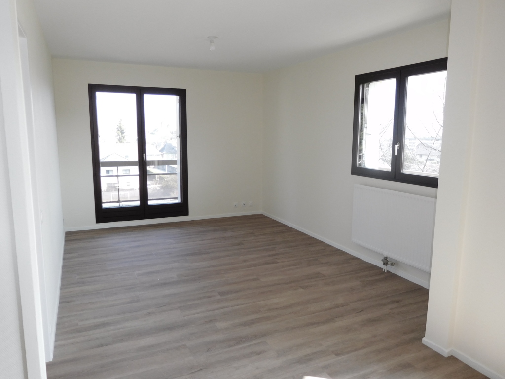 Appartement 3 pièces - 62m² - LA MOTTE SERVOLEX