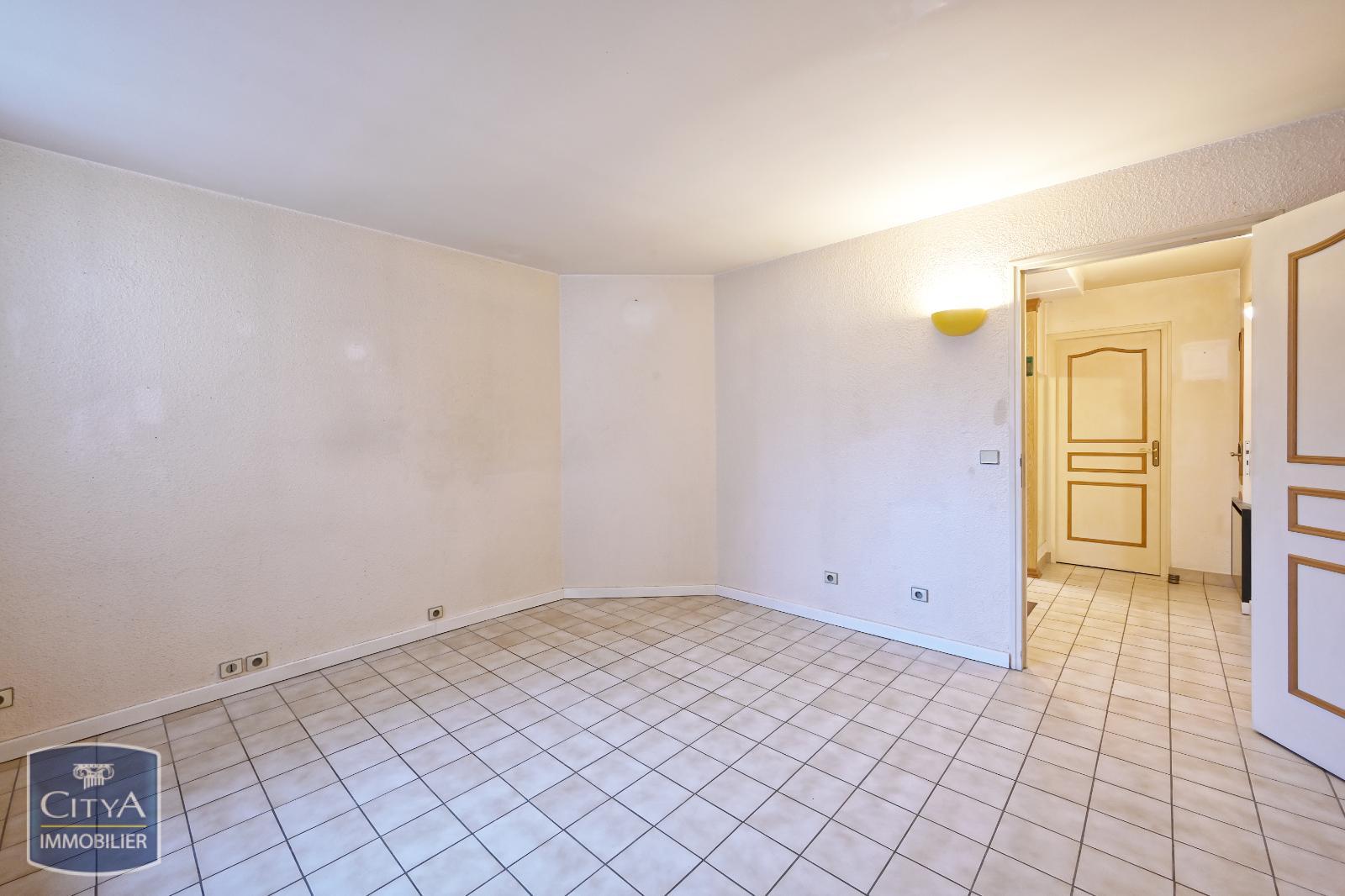 Appartement 3 pièces - 48m² - ST MARCELLIN