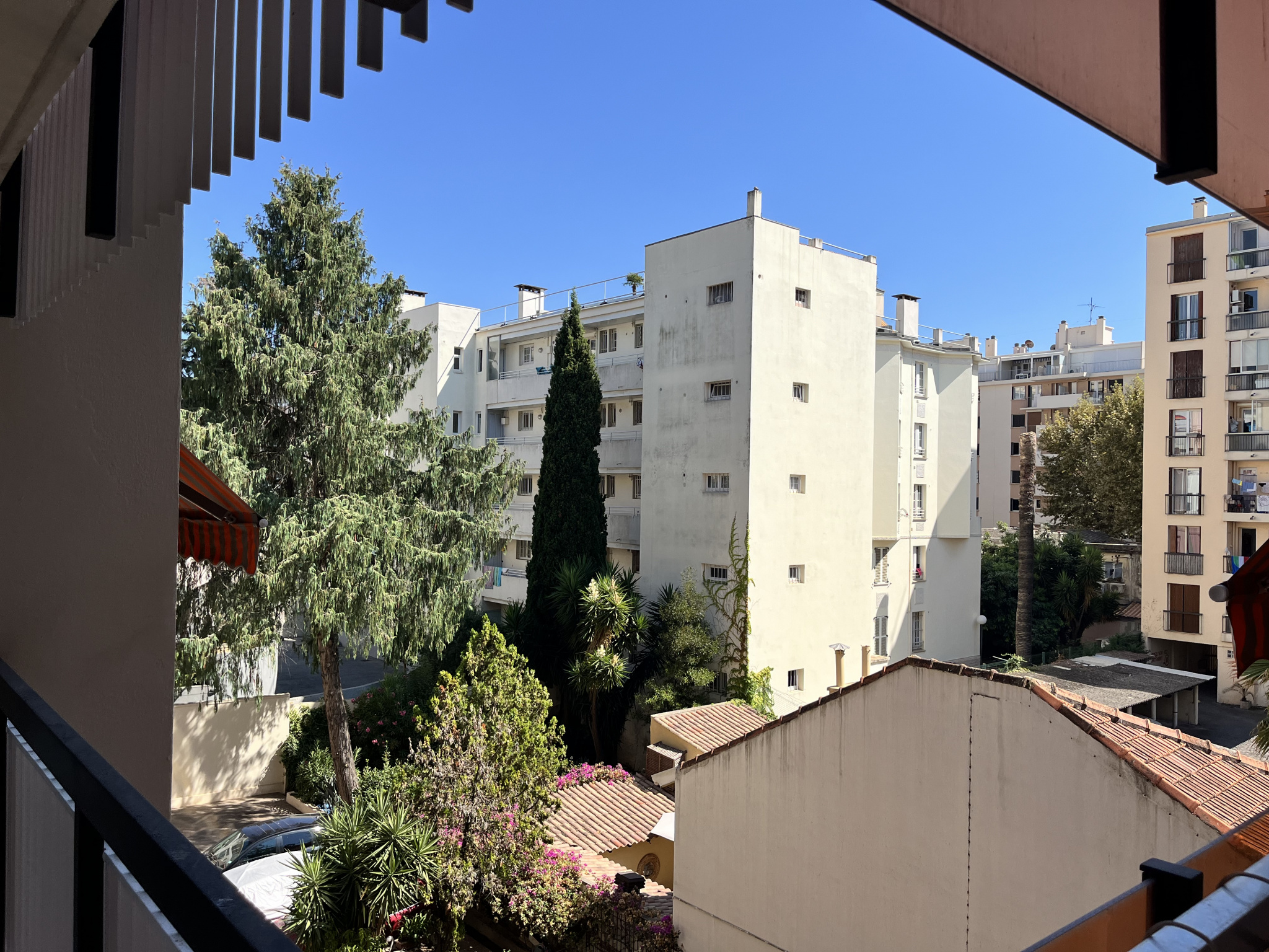 Appartement 2 pièces - 56m² - ANTIBES