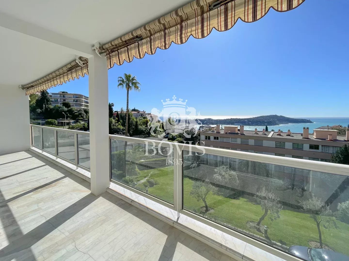 Appartement 3 pièces - 83m² - VILLEFRANCHE SUR MER