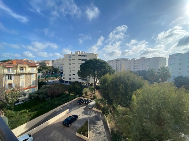 Appartement 3 pièces - 83m² - CANNES