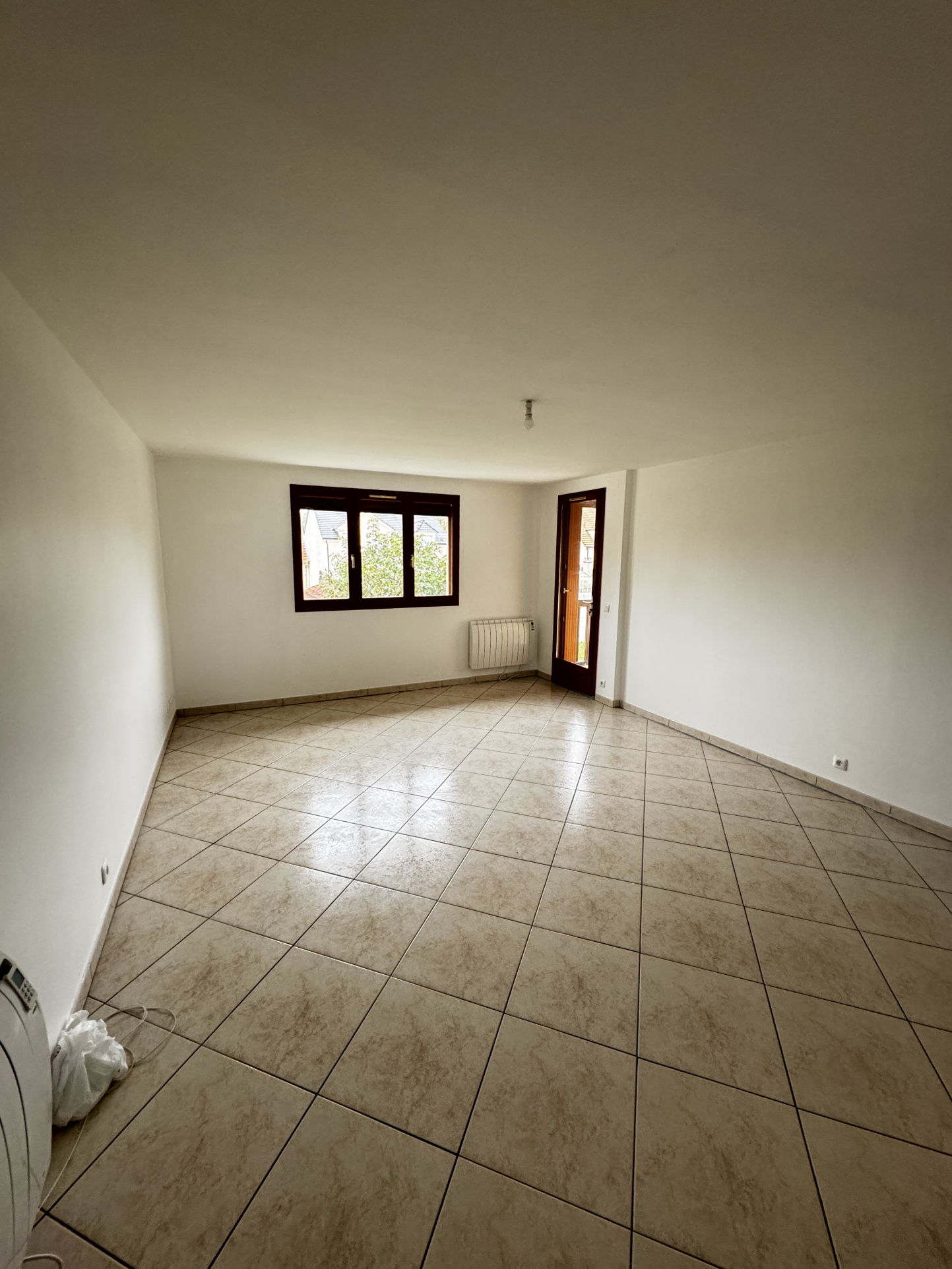 Appartement 3 pièces - 87m² - MITRY MORY