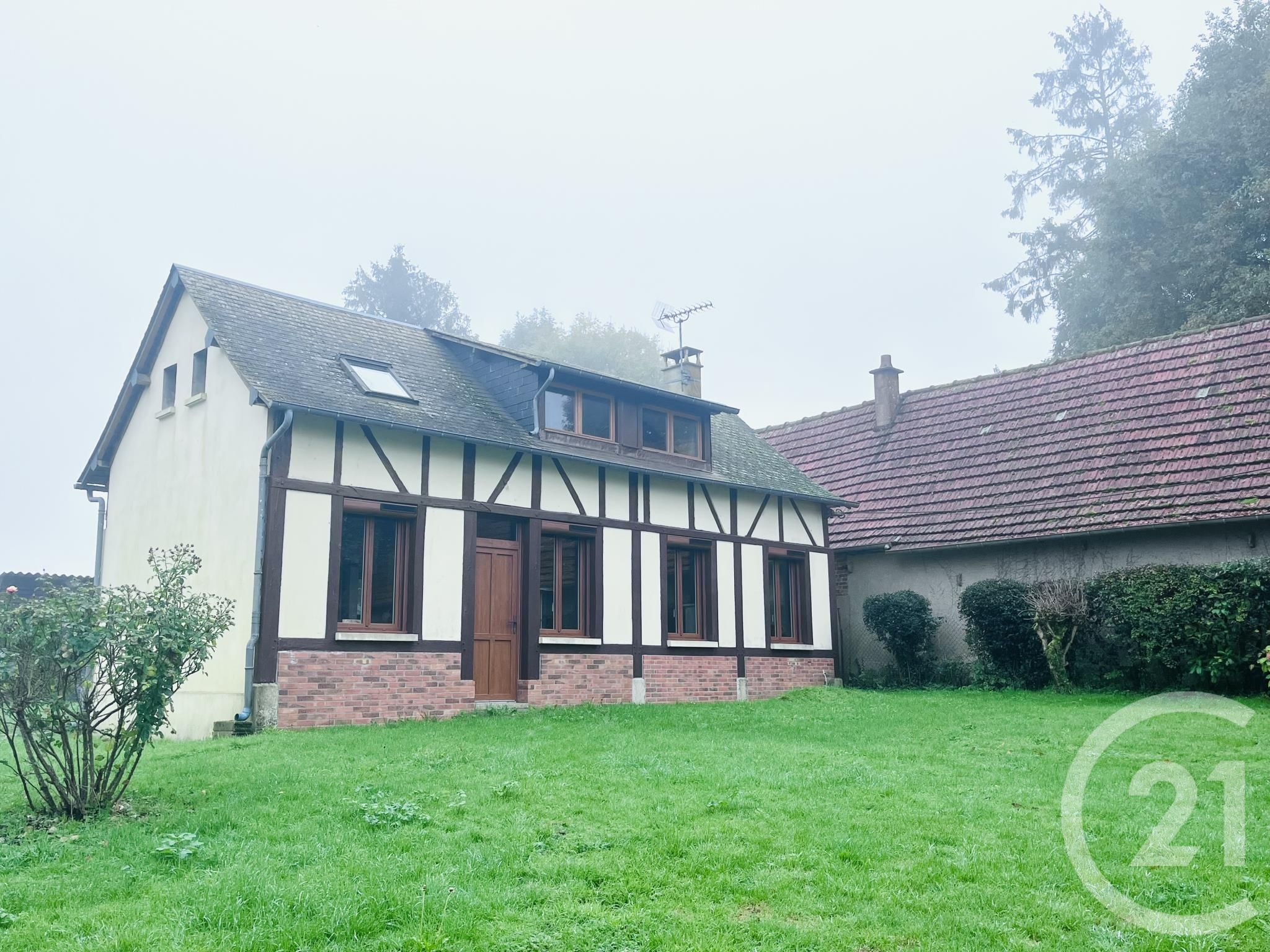 Maison 3 pièces - 79m² - LYONS LA FORET