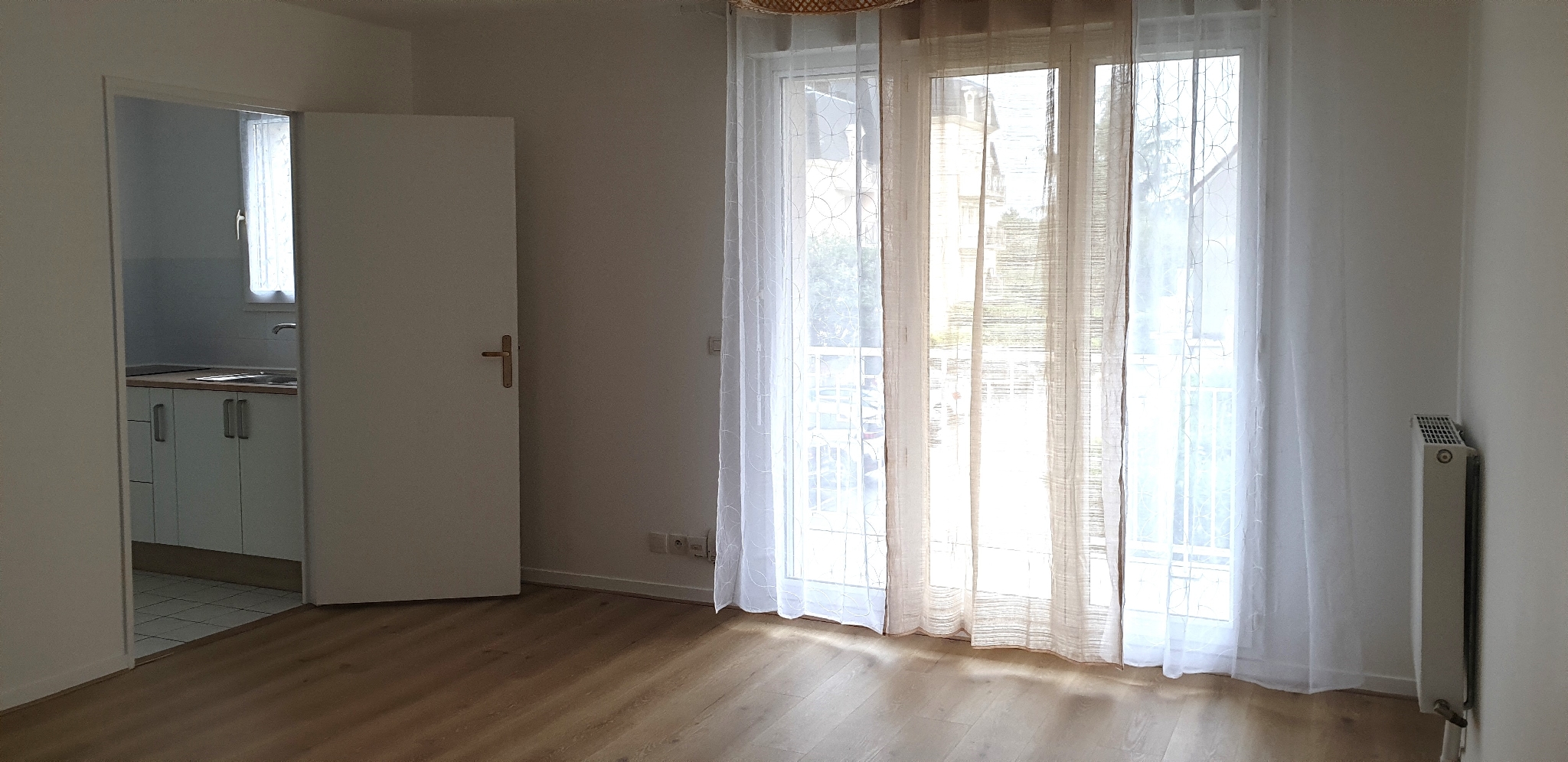 Appartement 1 pièce - 28m² - PONTAULT COMBAULT