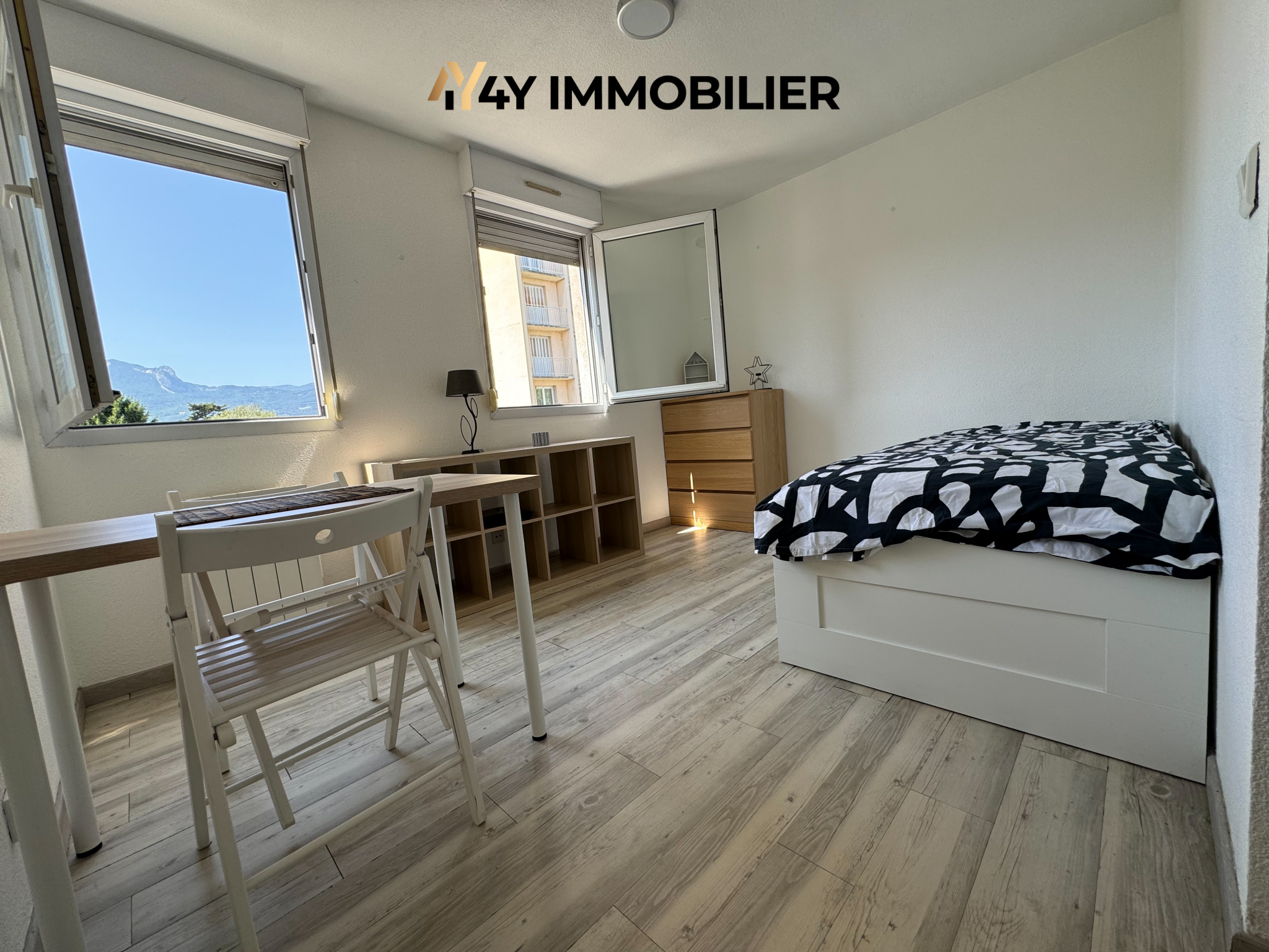 Appartement 1 pièce - 17m² - GRENOBLE