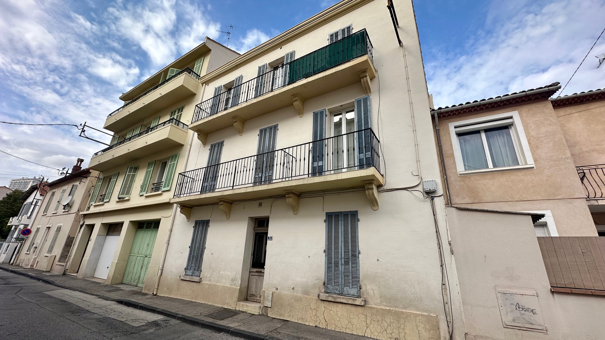 Immeuble  - 225m² - TOULON